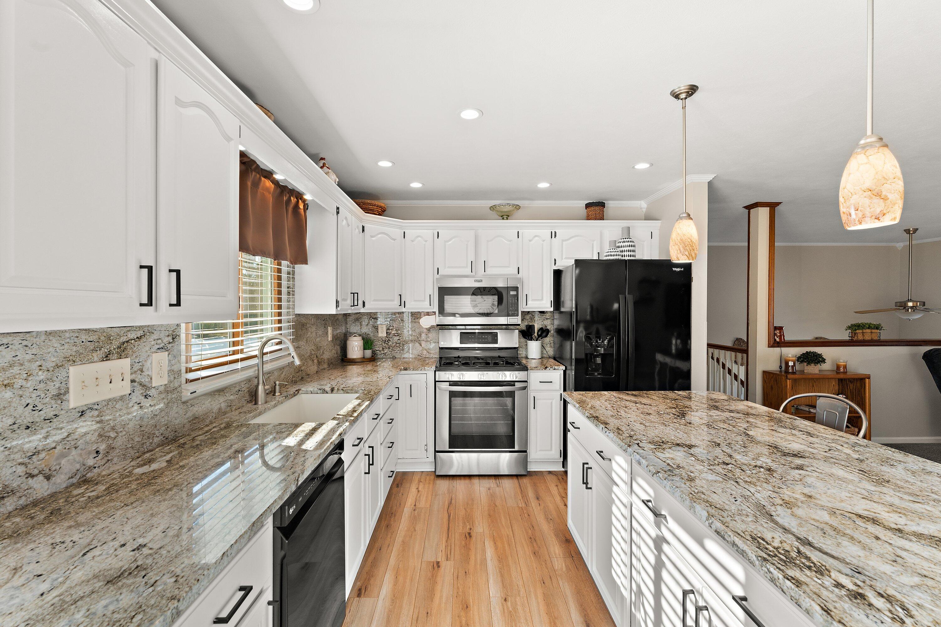 6476 W Lee Len Trail, La Porte, IN 46350; Image #6