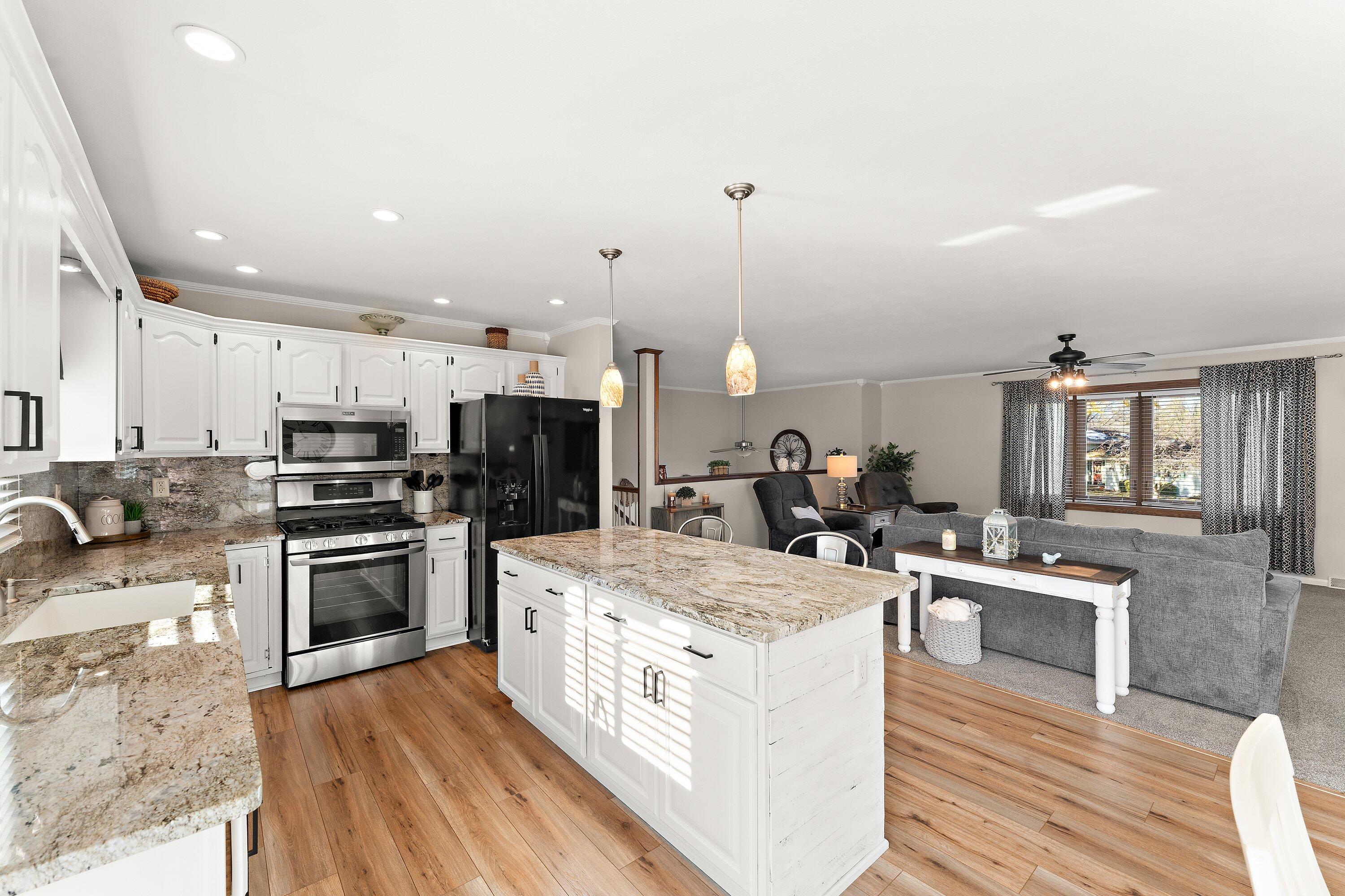 6476 W Lee Len Trail, La Porte, IN 46350; Image #7