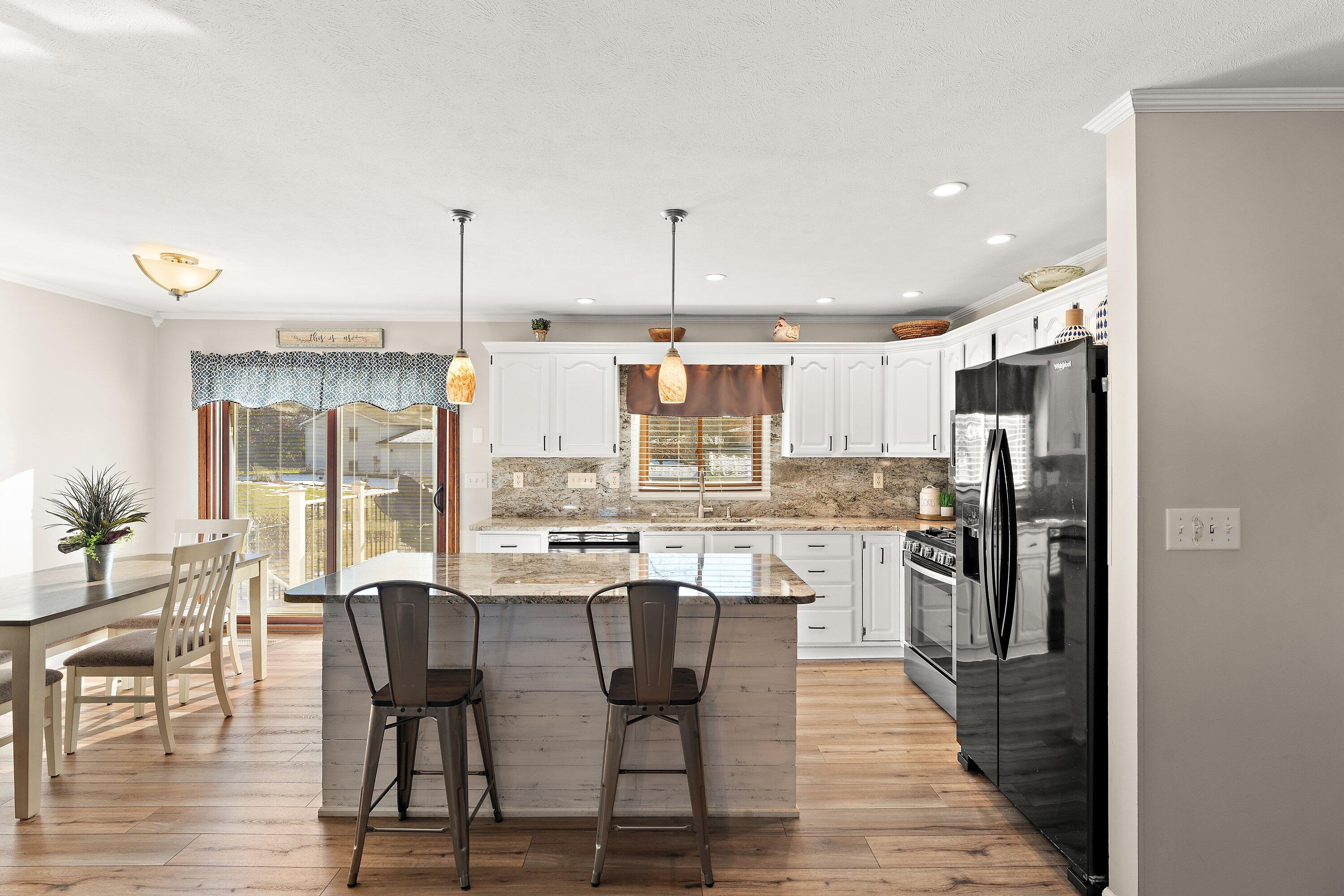 6476 W Lee Len Trail, La Porte, IN 46350; Image #8