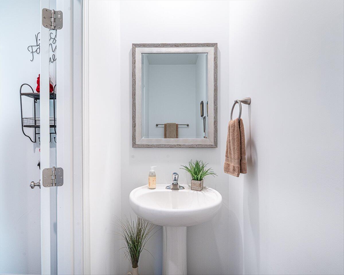 10377 Nevada Court, Crown Point, IN 46307; Image #9