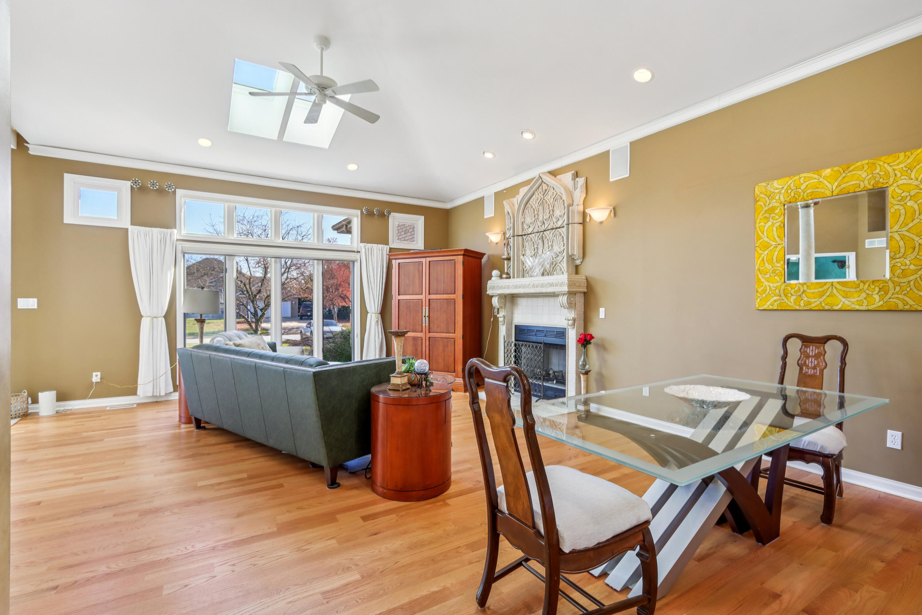 828 Royal Dublin Lane, Dyer, IN 46311; Image #19