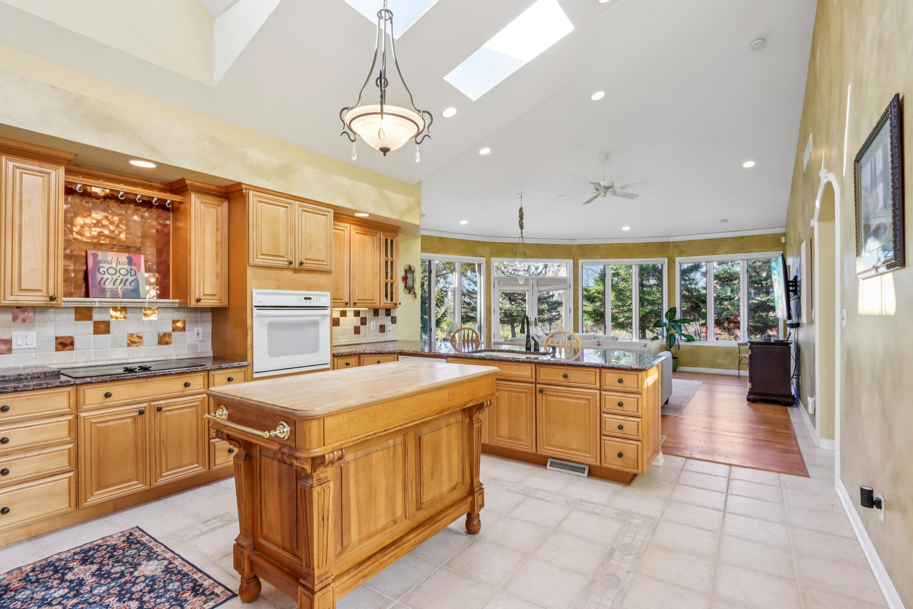 828 Royal Dublin Lane, Dyer, IN 46311; Image #24