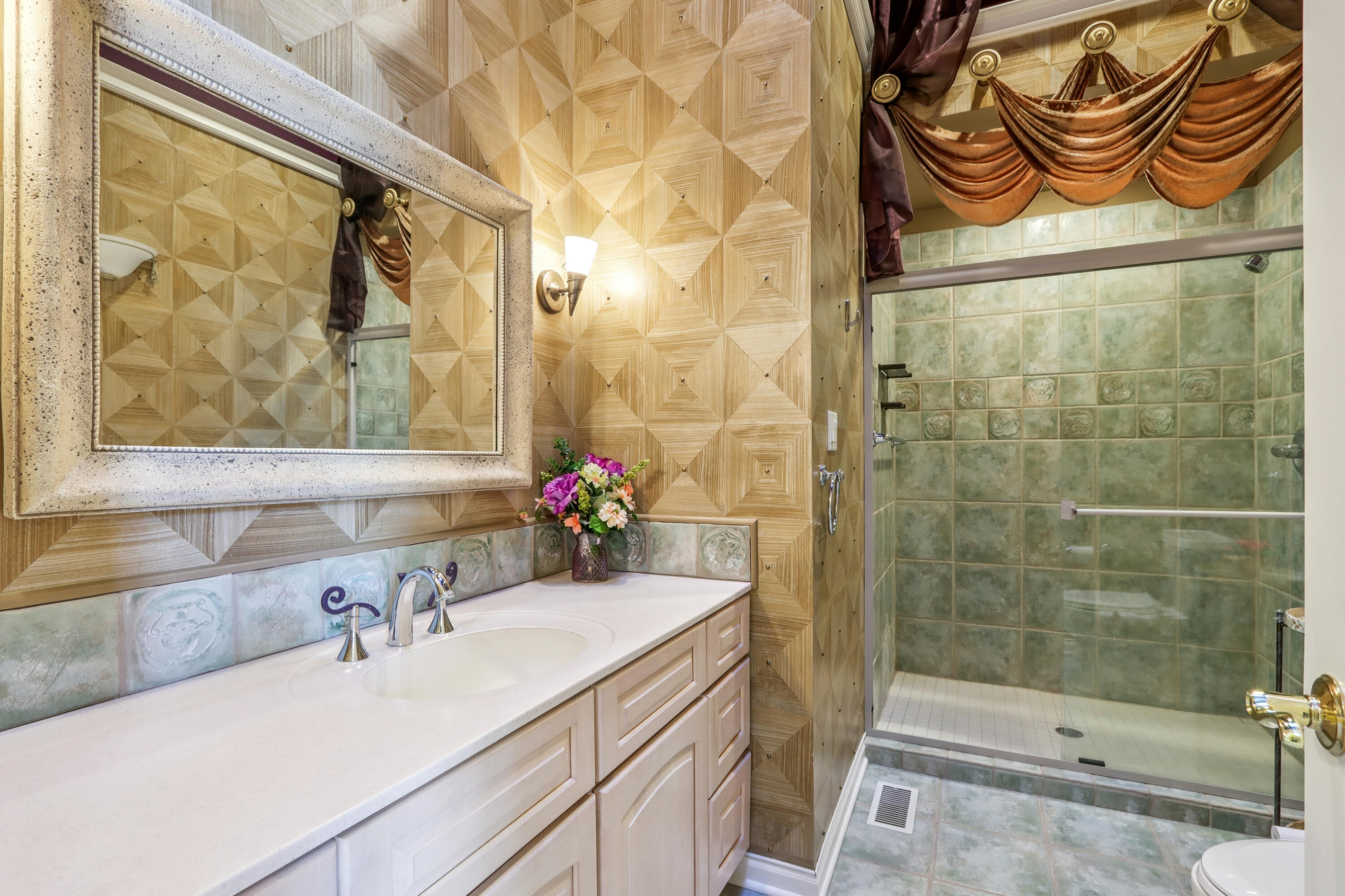 828 Royal Dublin Lane, Dyer, IN 46311; Image #36