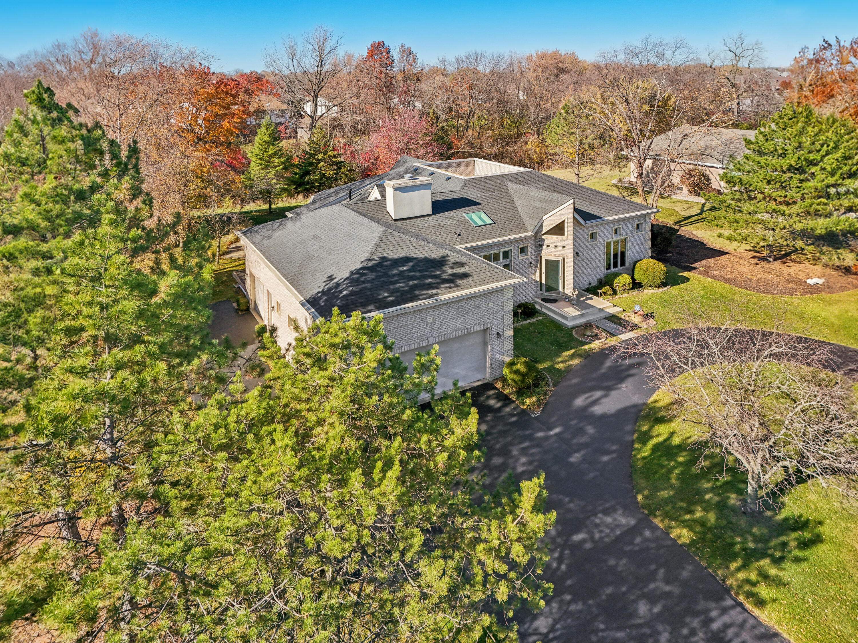 828 Royal Dublin Lane, Dyer, IN 46311; Image #6