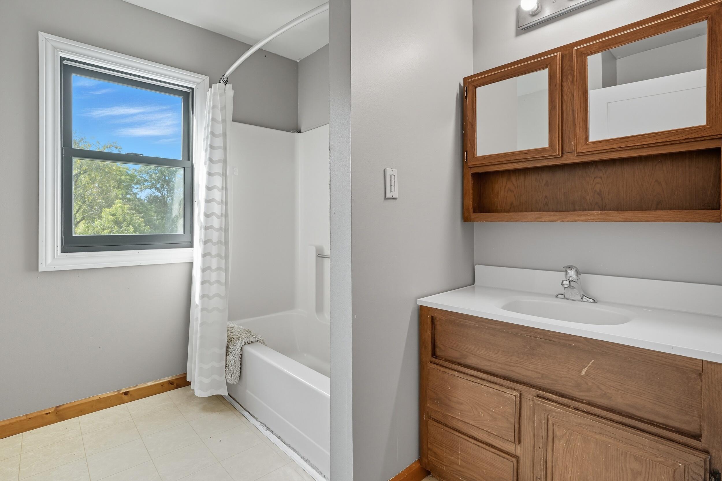 450 E Greening Road, Chesterton, IN 46304; Image #19