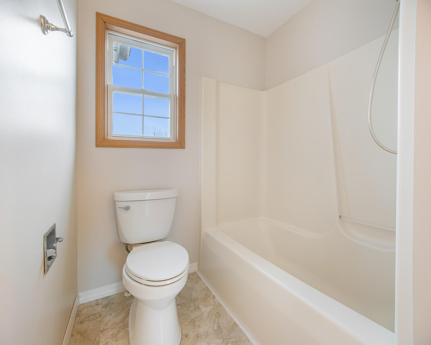 147 Mallard Pointe Drive, Valparaiso, IN 46385; Image #28