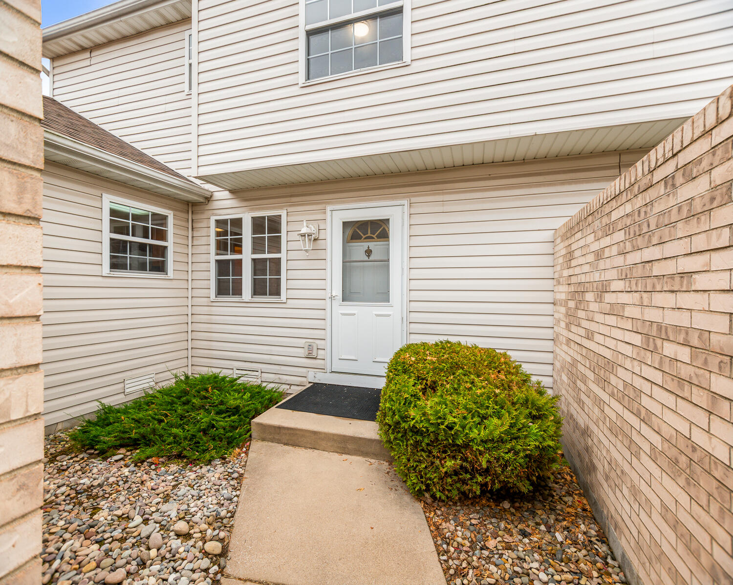 147 Mallard Pointe Drive, Valparaiso, IN 46385; Image #4