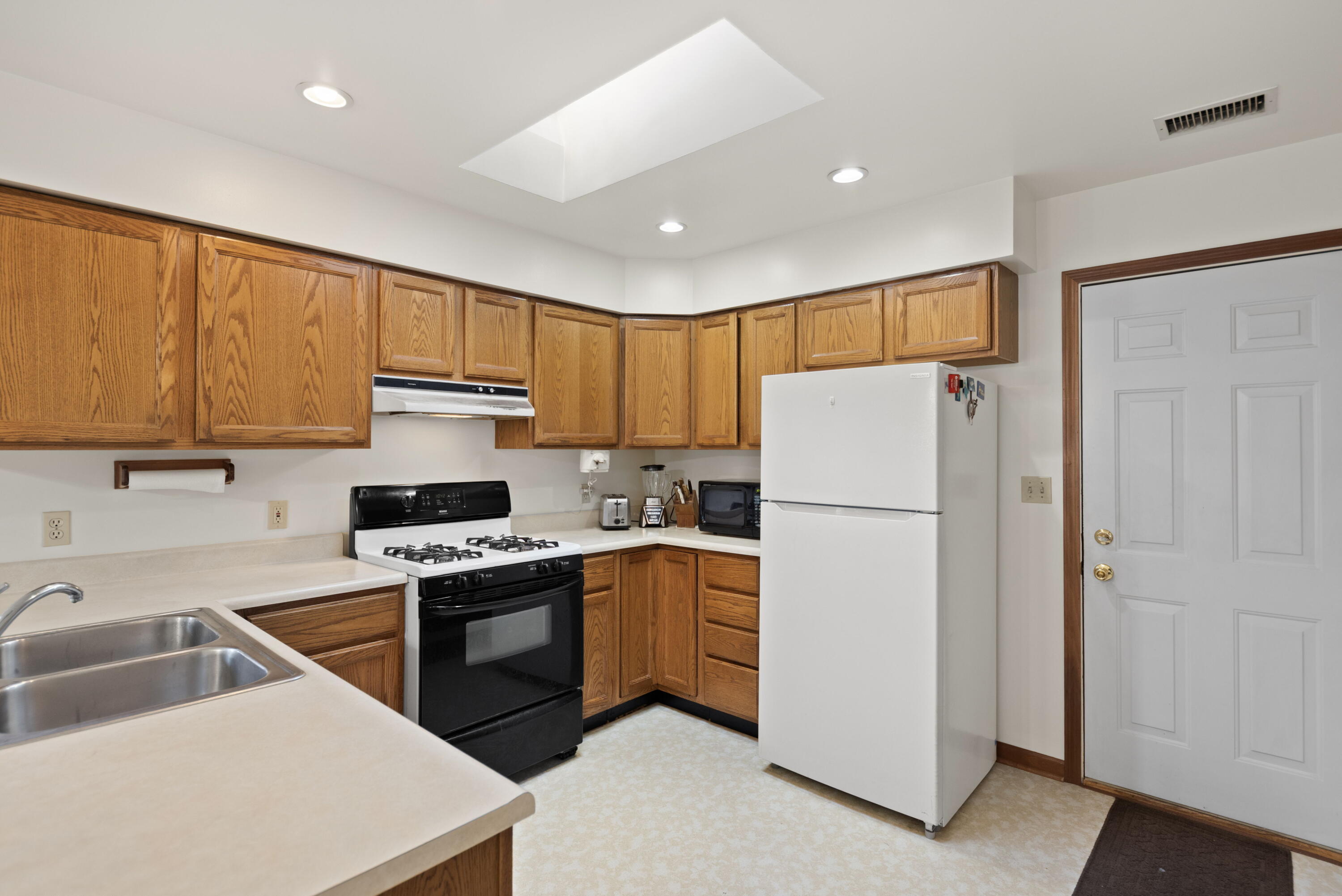 3520 171st Place, Hammond, IN 46323; Image #8