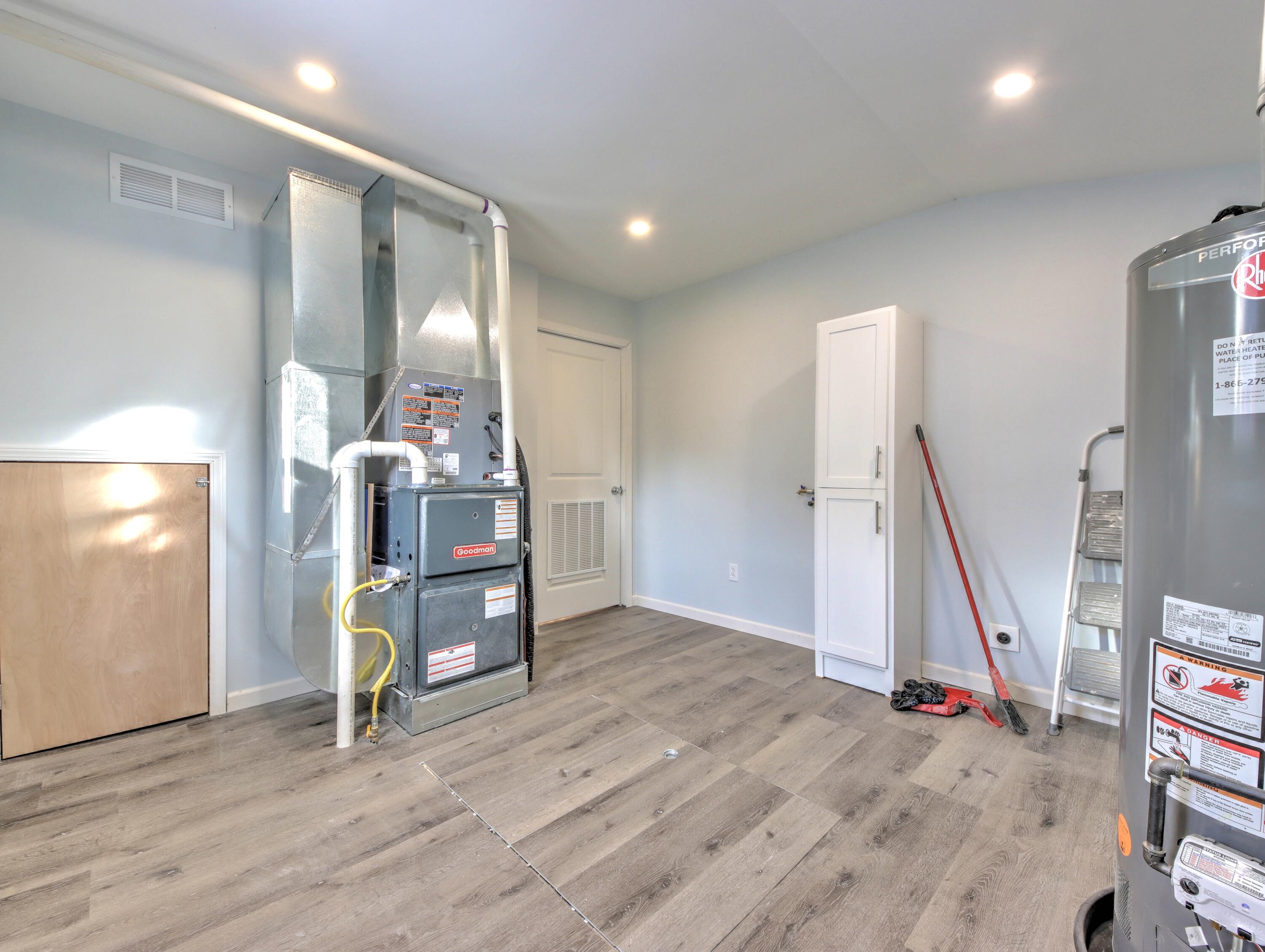 153 W Jefferson Street, Westville, IN 46391; Image #28