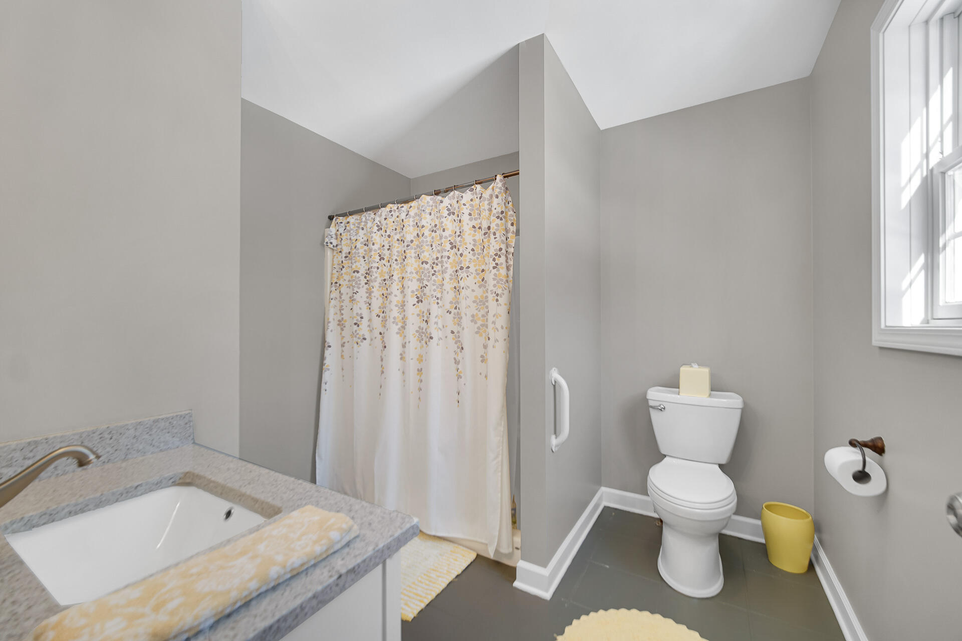 231 N 182 W, Valparaiso, IN 46385; Image #32