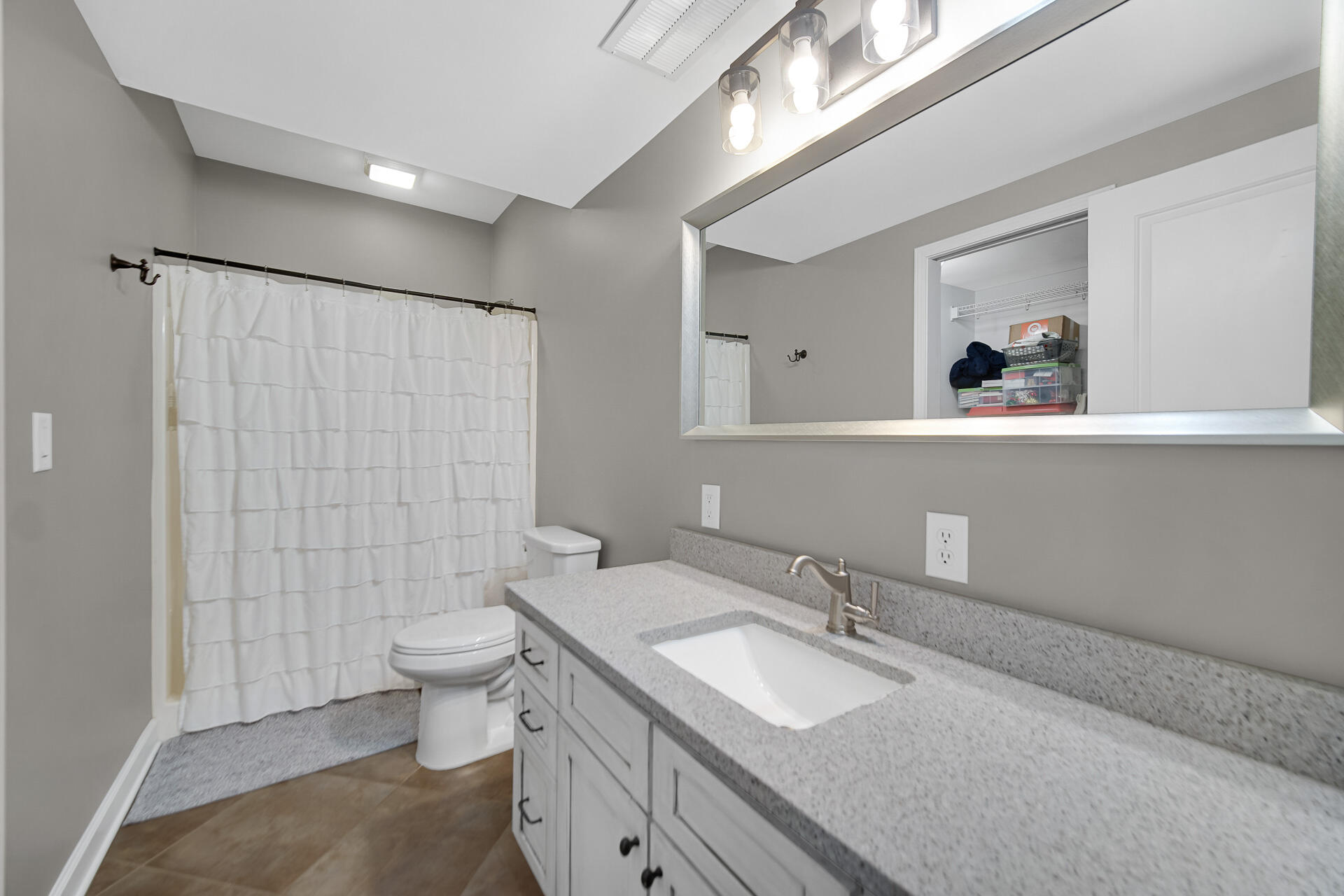 231 N 182 W, Valparaiso, IN 46385; Image #52