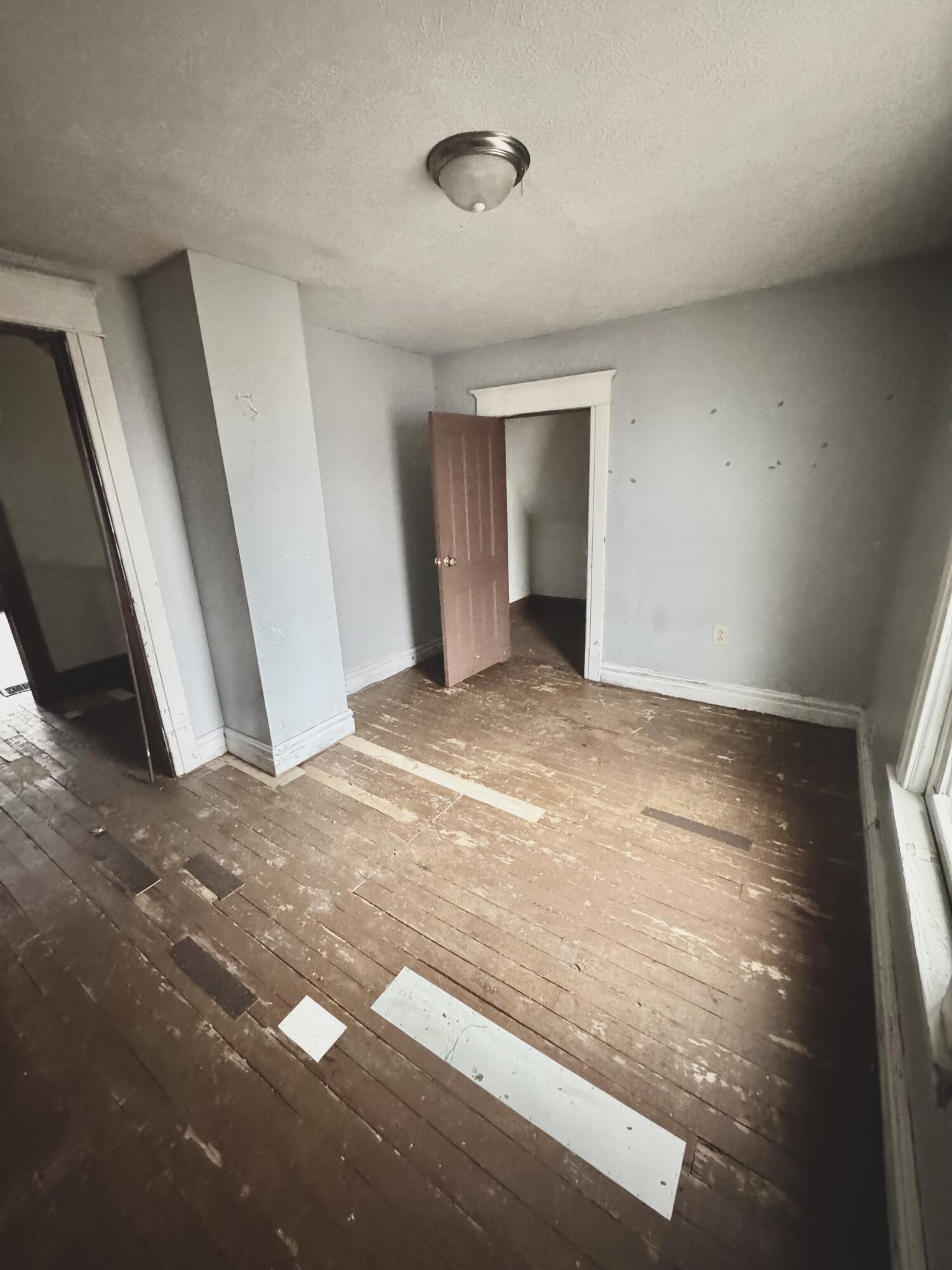 809 Chicago Street, La Porte, IN 46350; Image #10