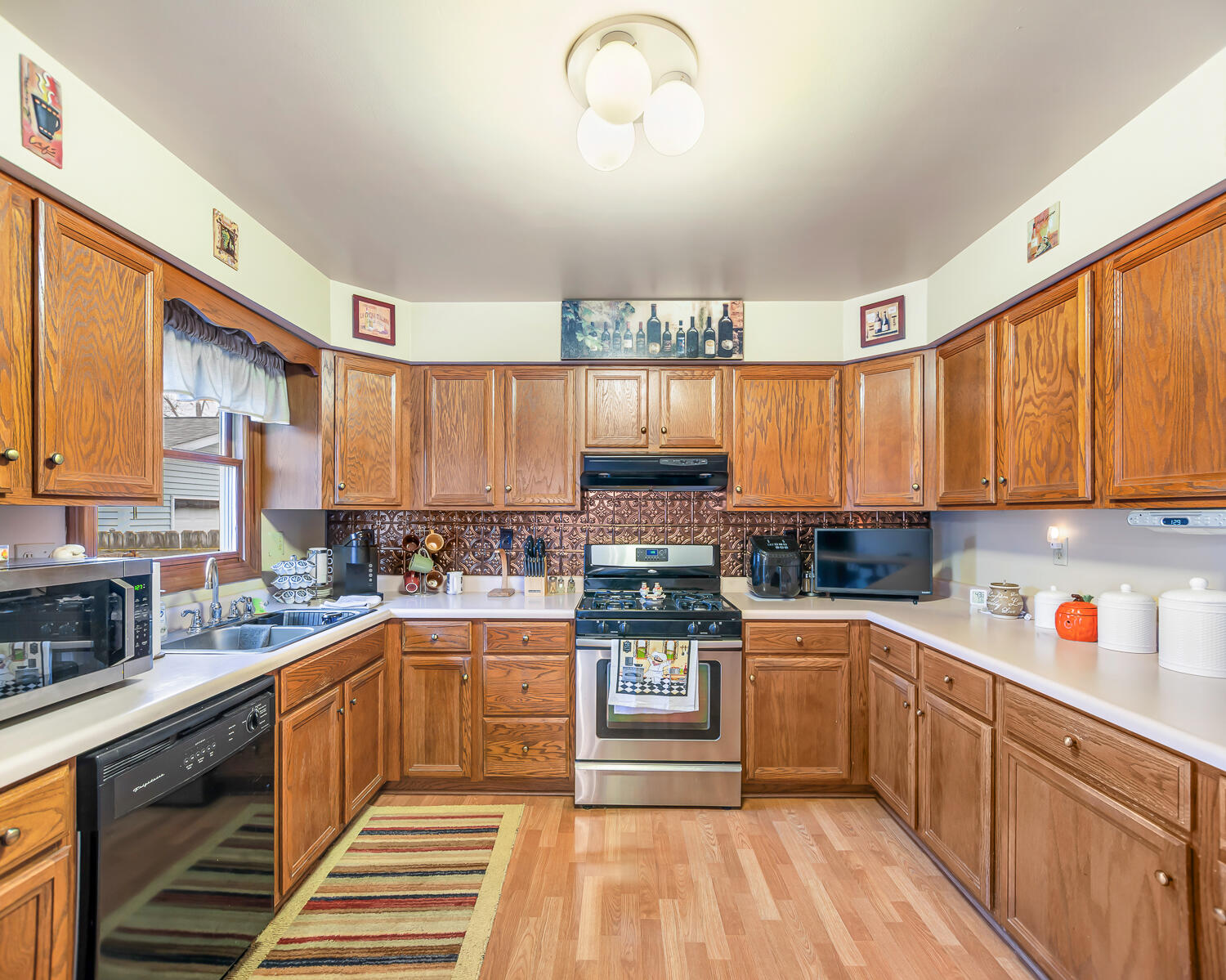 5076 Honeysuckle Avenue, Portage, IN 46368; Image #5