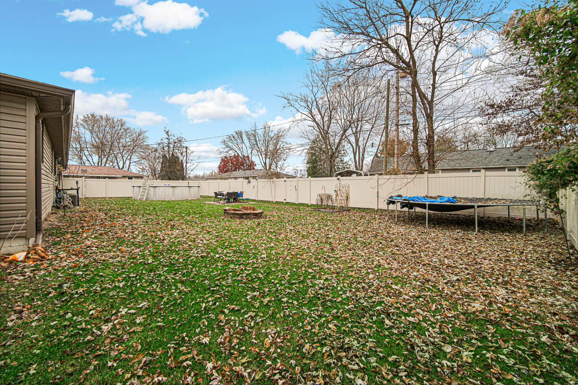 709 Beverly Drive, Hebron, IN 46341; Image #21