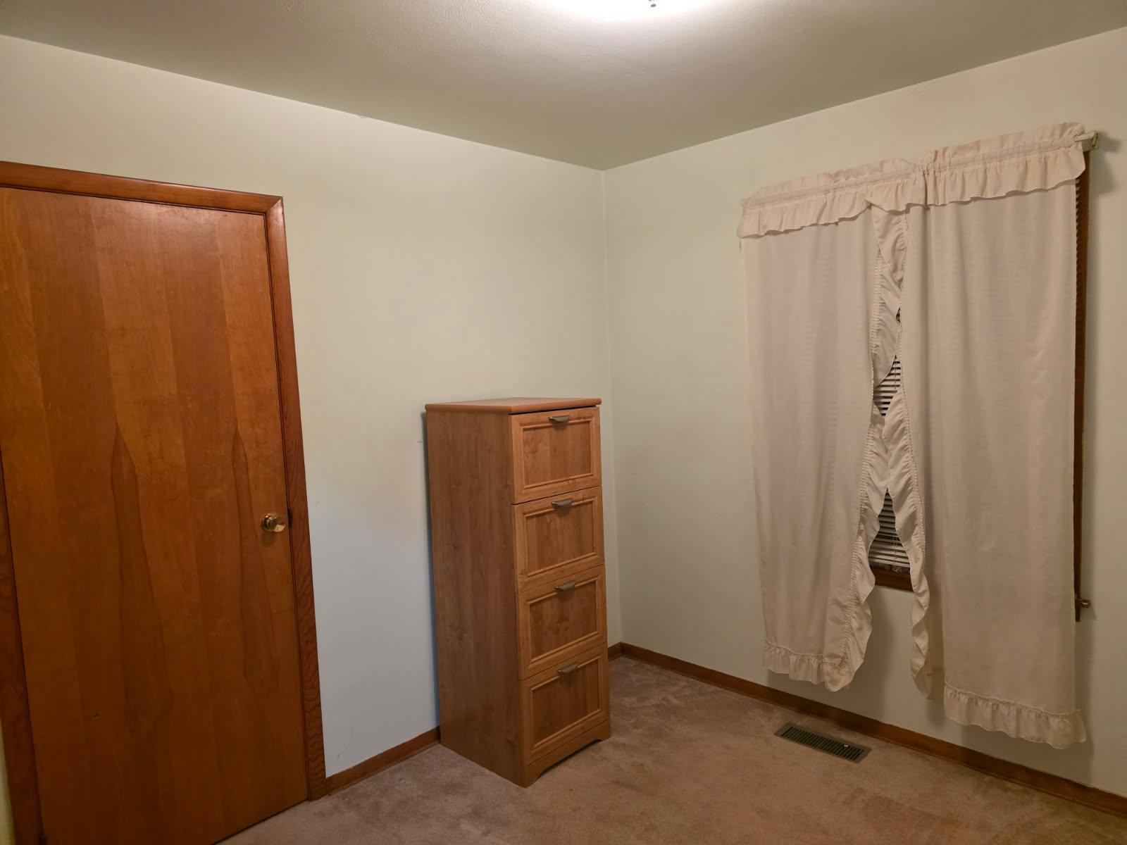 2913 Drexel Drive, Hobart, IN 46342; Image #12