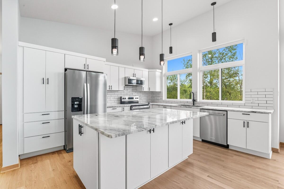 220 W 875 Road N, Valparaiso, IN 46385; Image #10