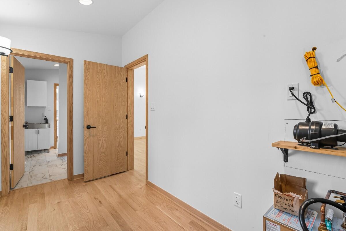 220 W 875 Road N, Valparaiso, IN 46385; Image #19