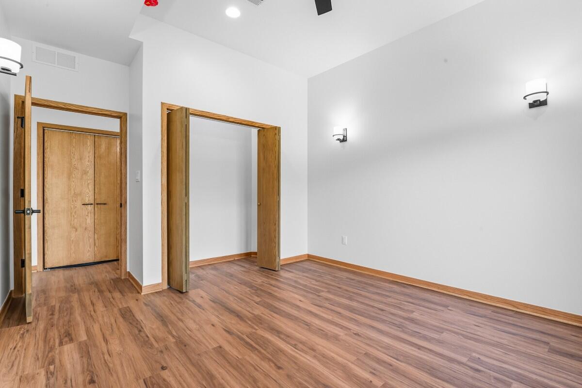 220 W 875 Road N, Valparaiso, IN 46385; Image #36