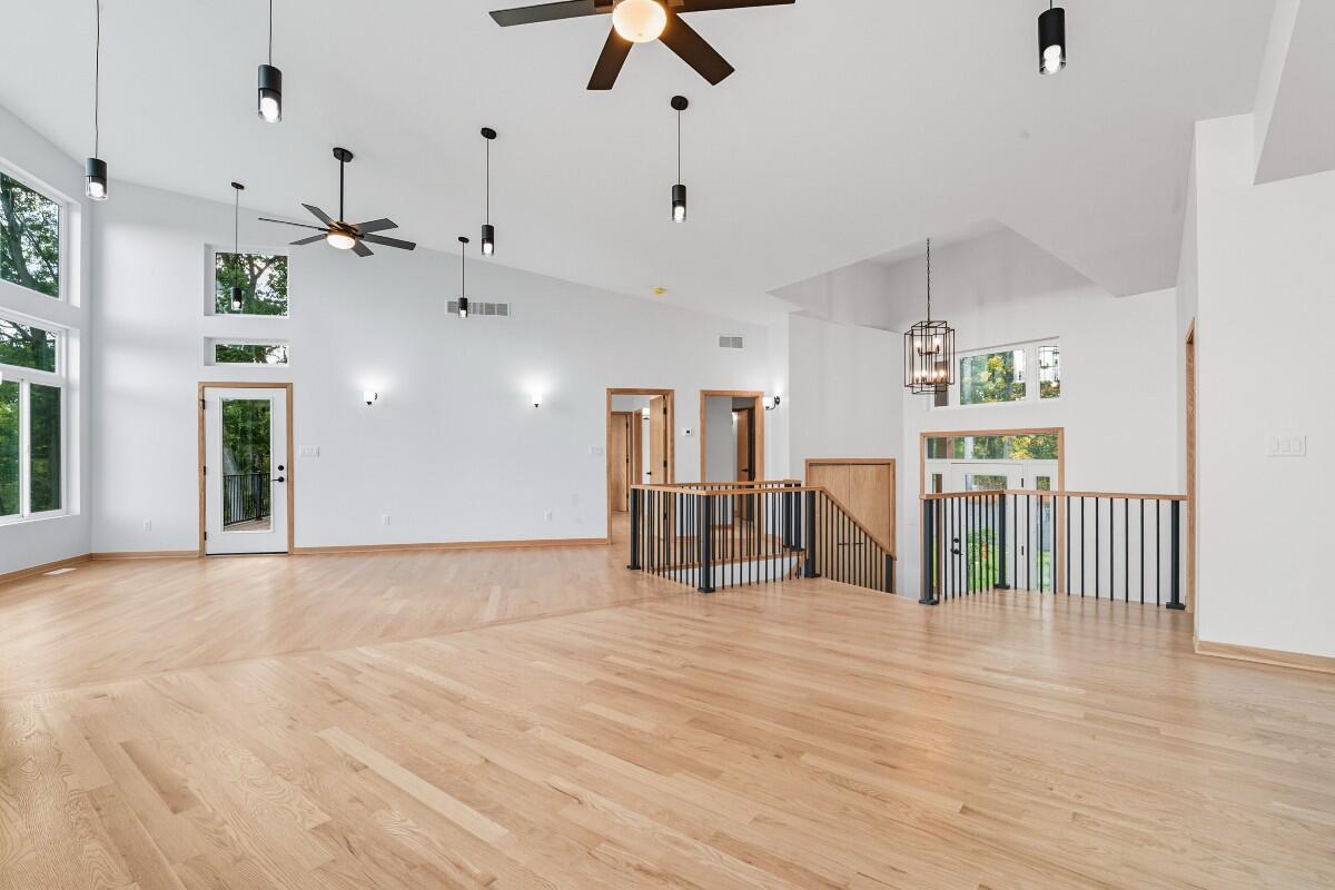 220 W 875 Road N, Valparaiso, IN 46385; Image #7