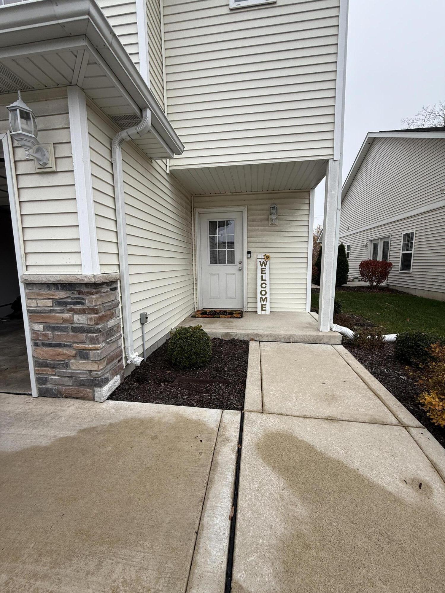 103 Summertree Drive, Chesterton, IN 46304; Image #2