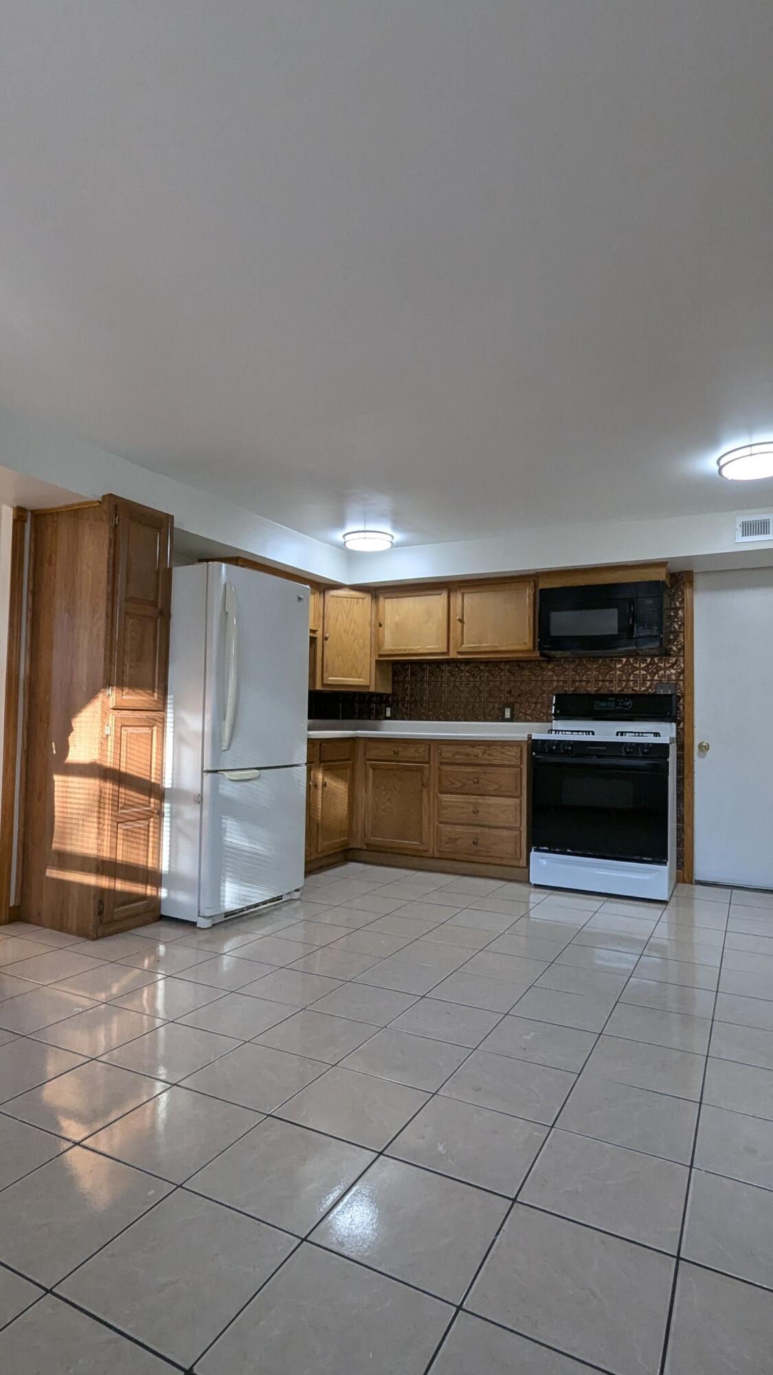 417 Roosevelt Street, La Porte, IN 46350; Image #5