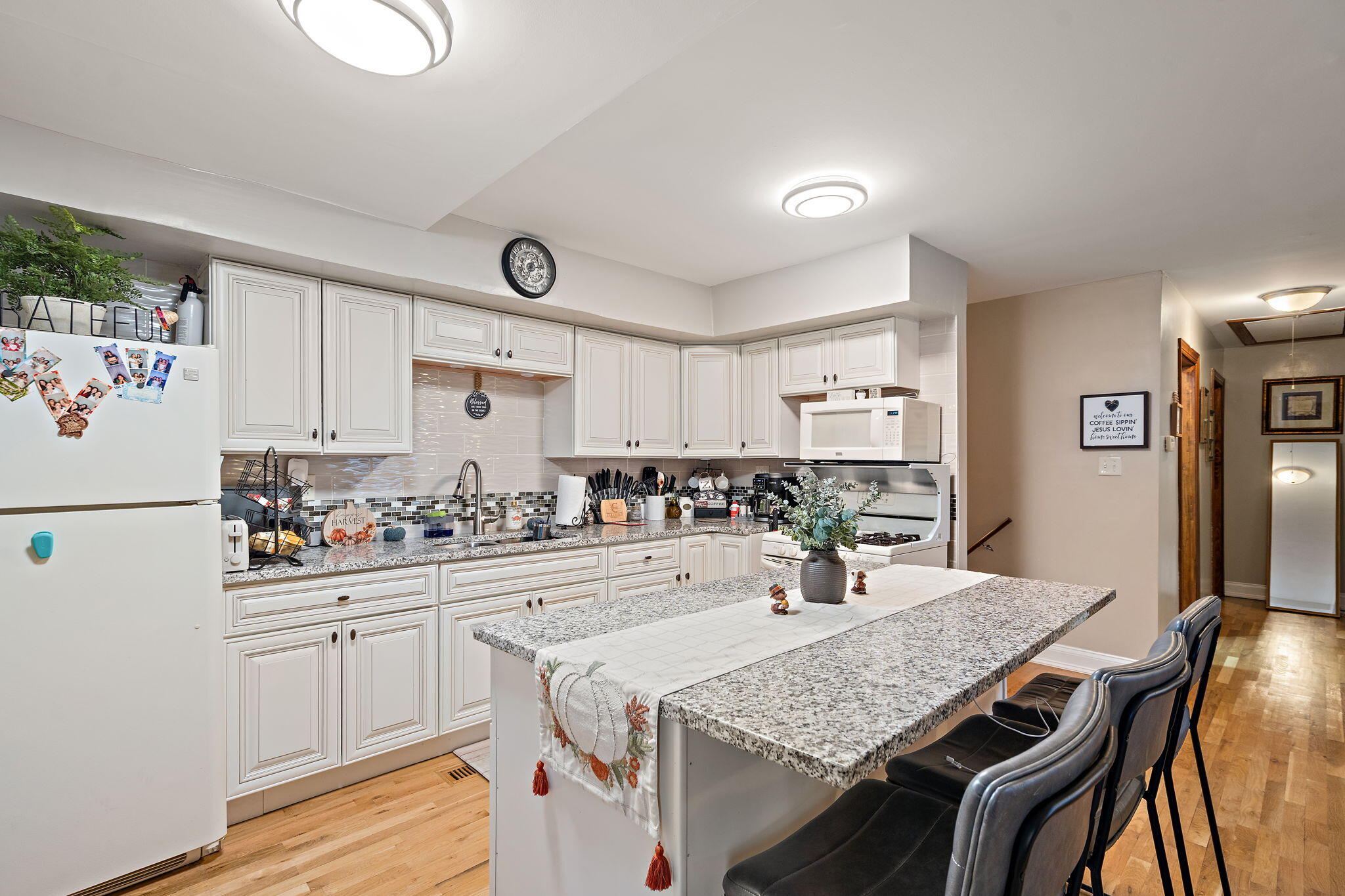 706 N Colfax Street, Griffith, IN 46319; Image #4