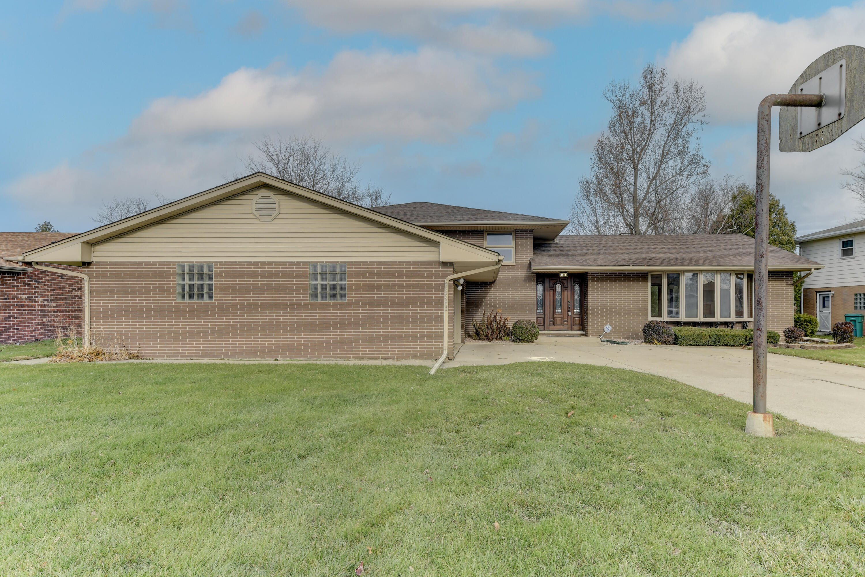 2680 W 59th Place, Merrillville, IN 46410; Image #3
