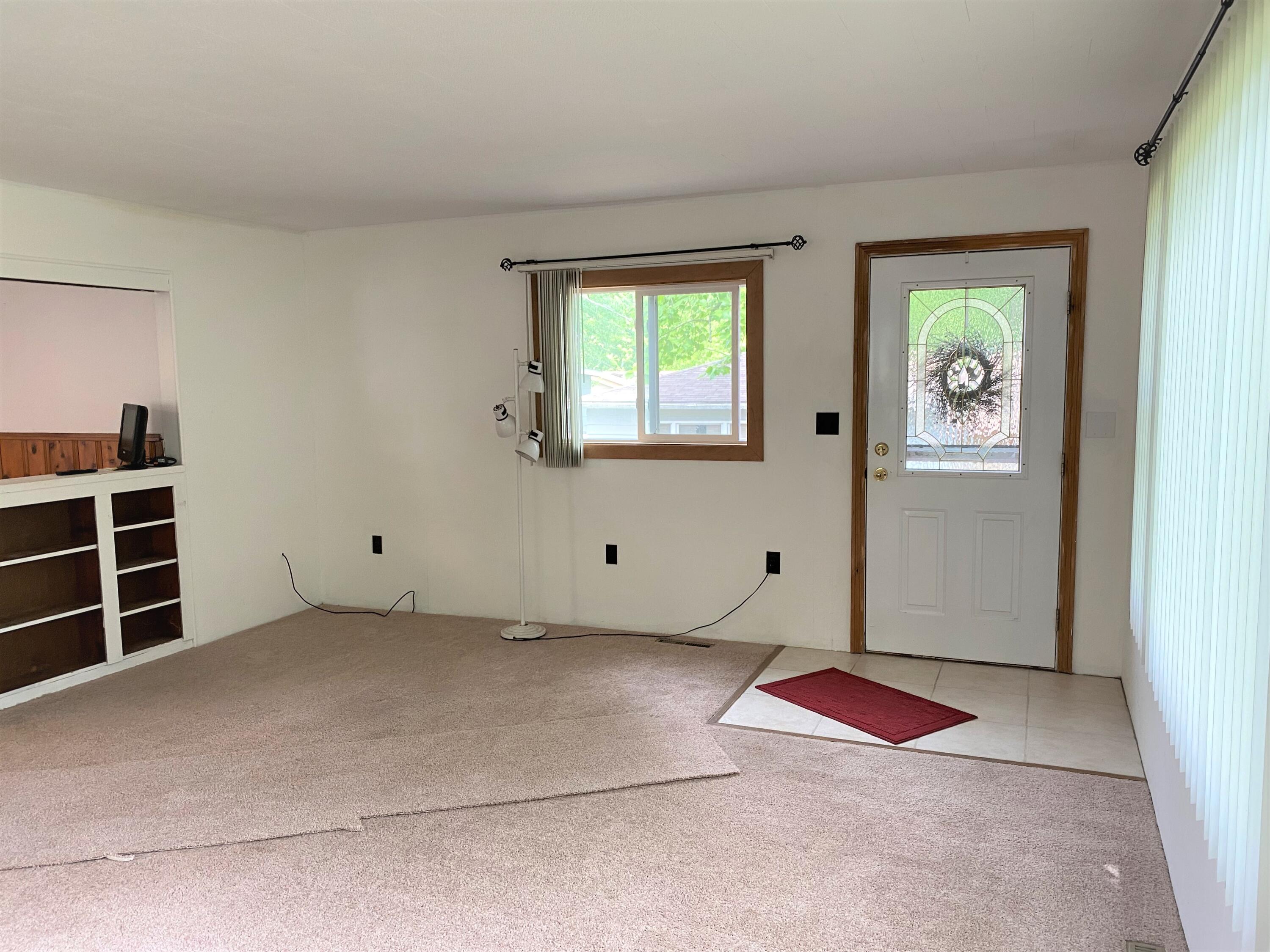 5003 White Oak Lane, Valparaiso, IN 46383; Image #5