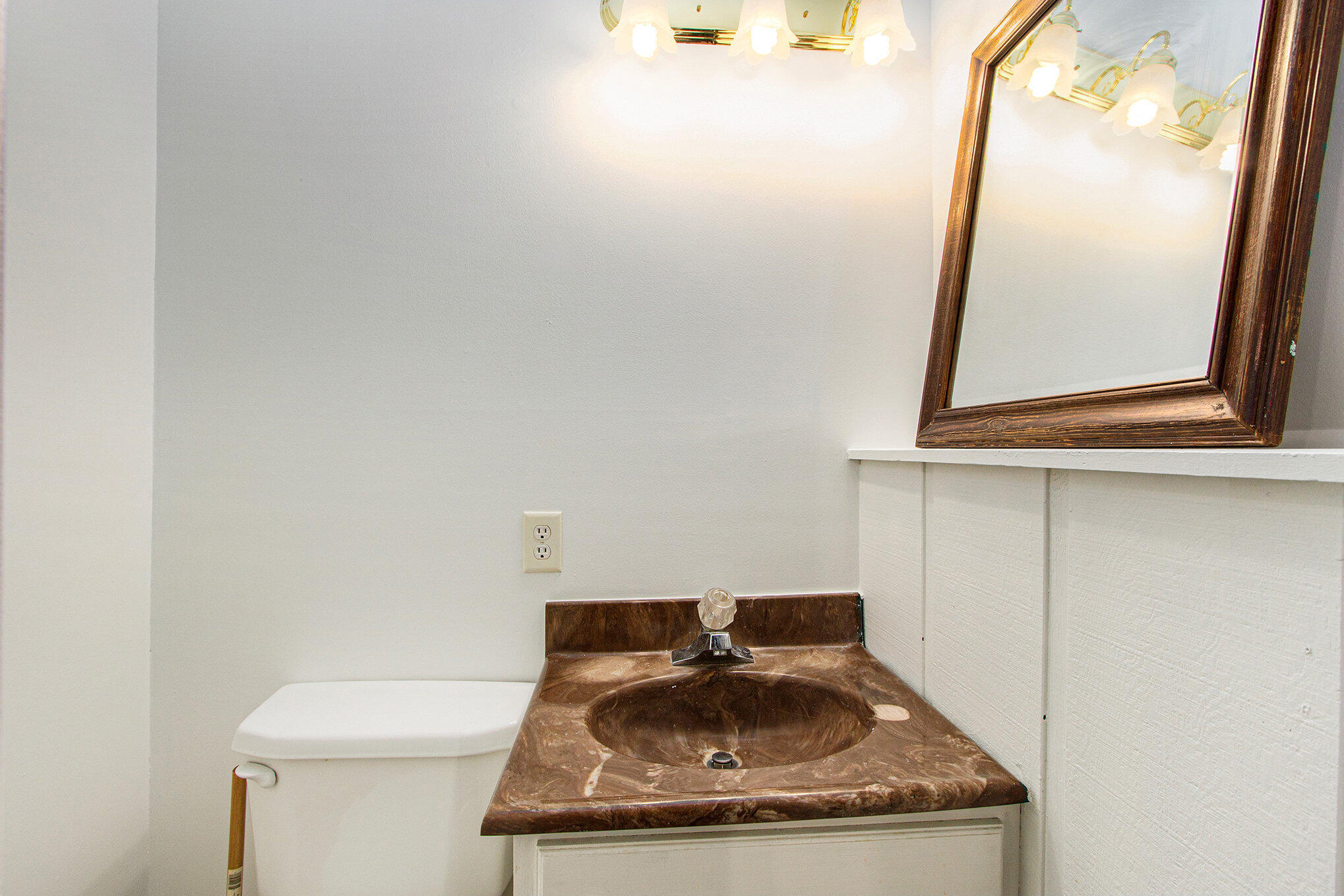 1510 W 94th Court, Crown Point, IN 46307; Image #20