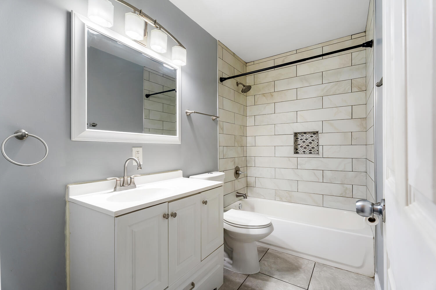 6400 Ash Avenue, Gary, IN 46403; Image #20