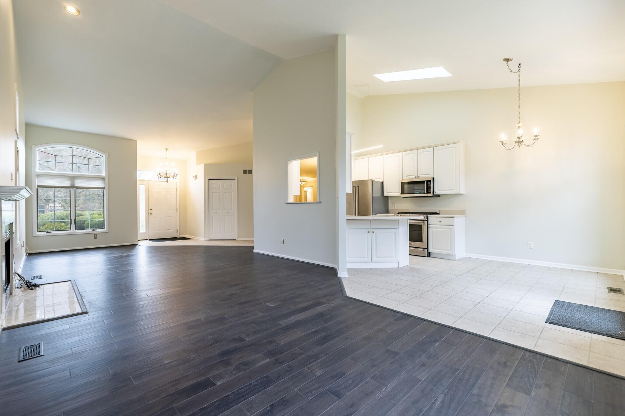 10331 Clark Court, Munster, IN 46321; Image #11