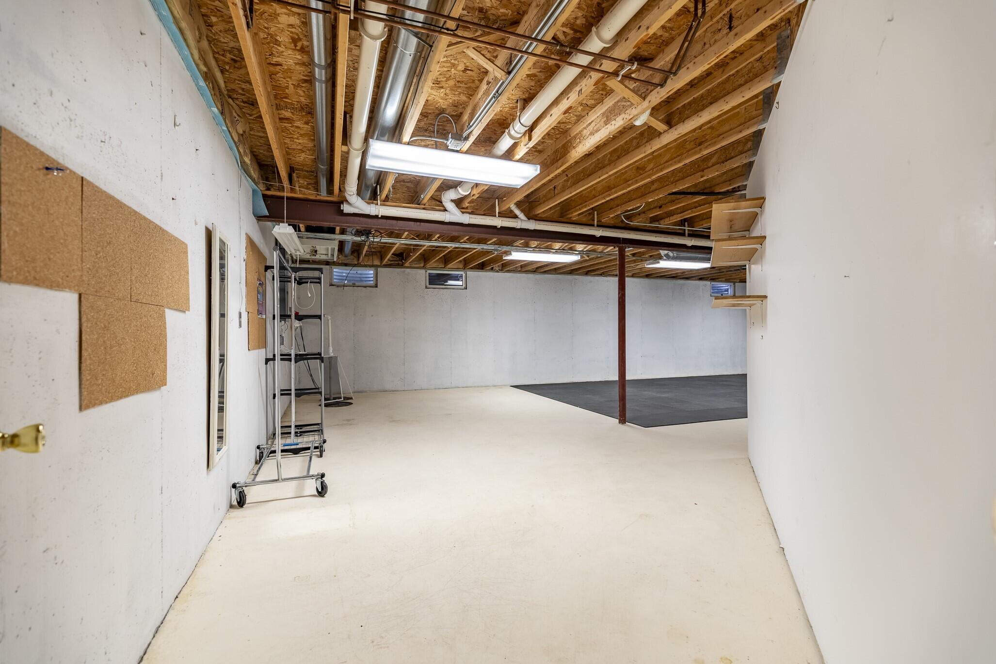 10331 Clark Court, Munster, IN 46321; Image #24