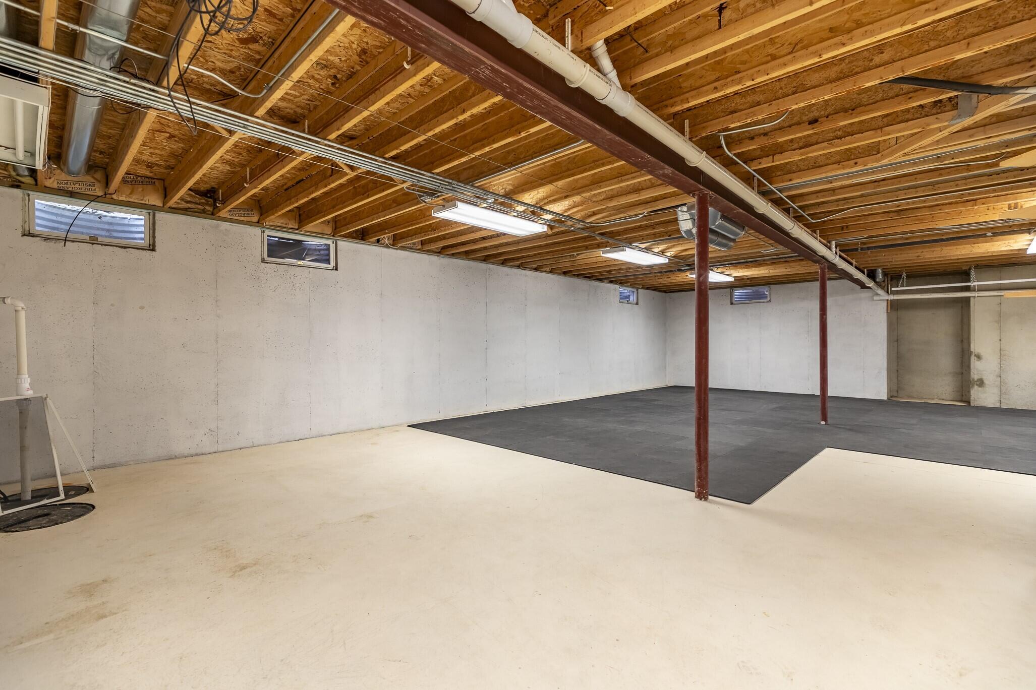 10331 Clark Court, Munster, IN 46321; Image #25