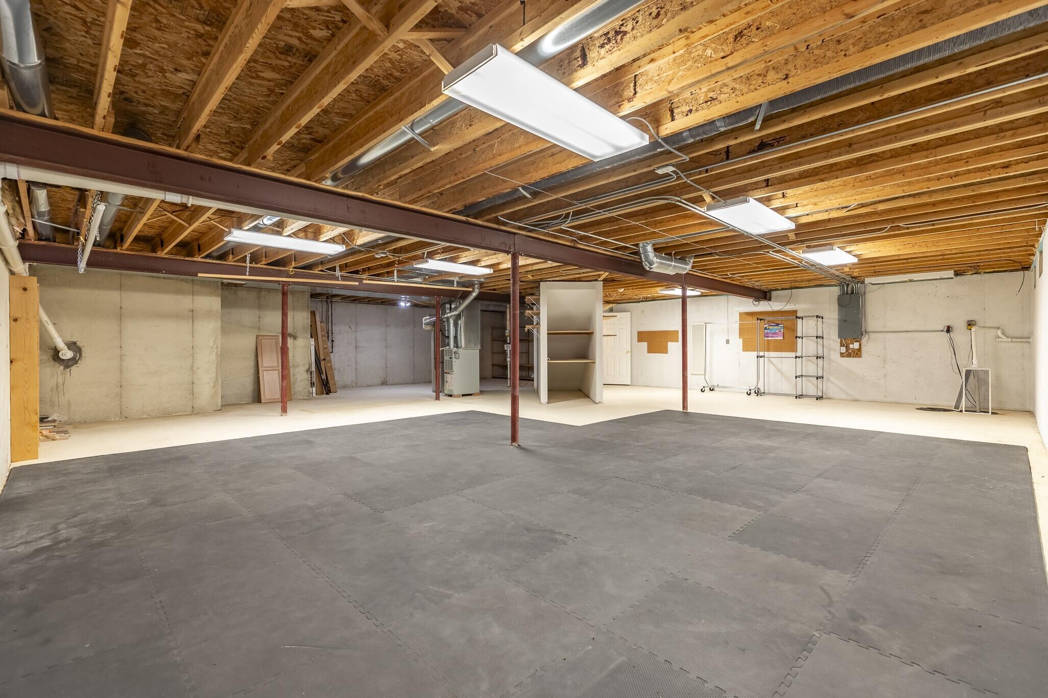 10331 Clark Court, Munster, IN 46321; Image #26