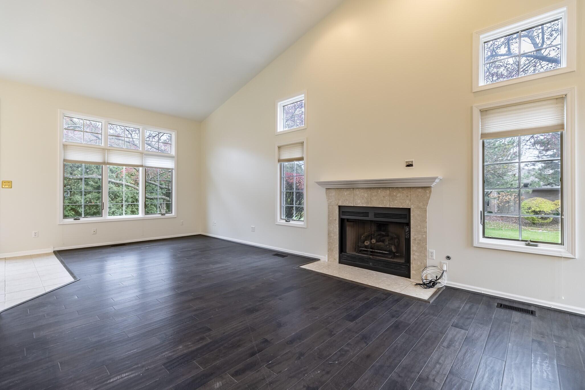 10331 Clark Court, Munster, IN 46321; Image #8