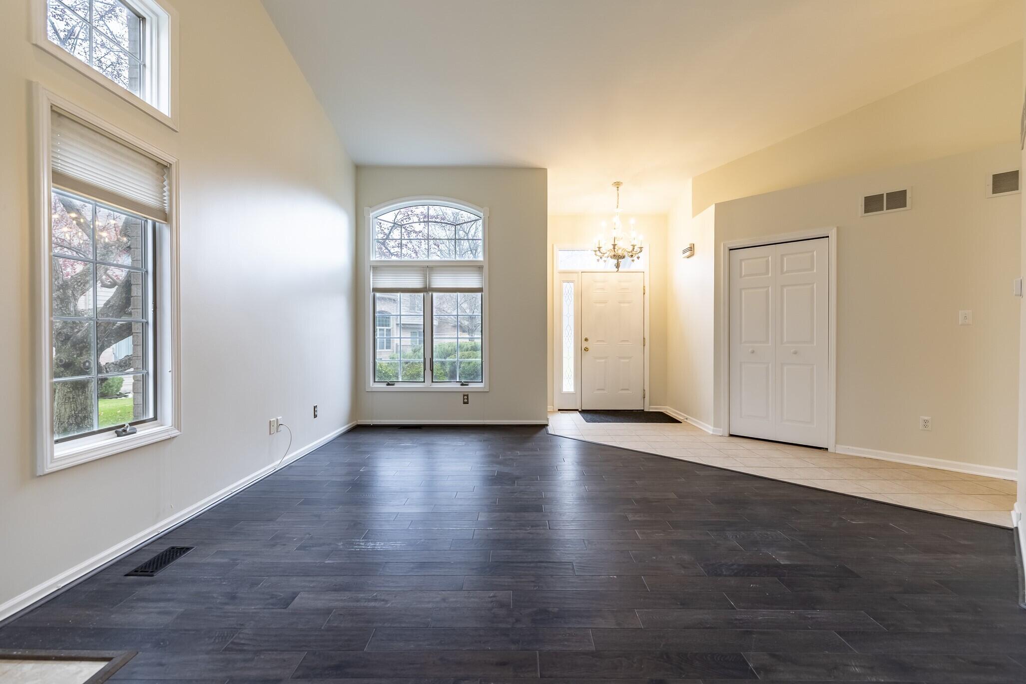 10331 Clark Court, Munster, IN 46321; Image #9