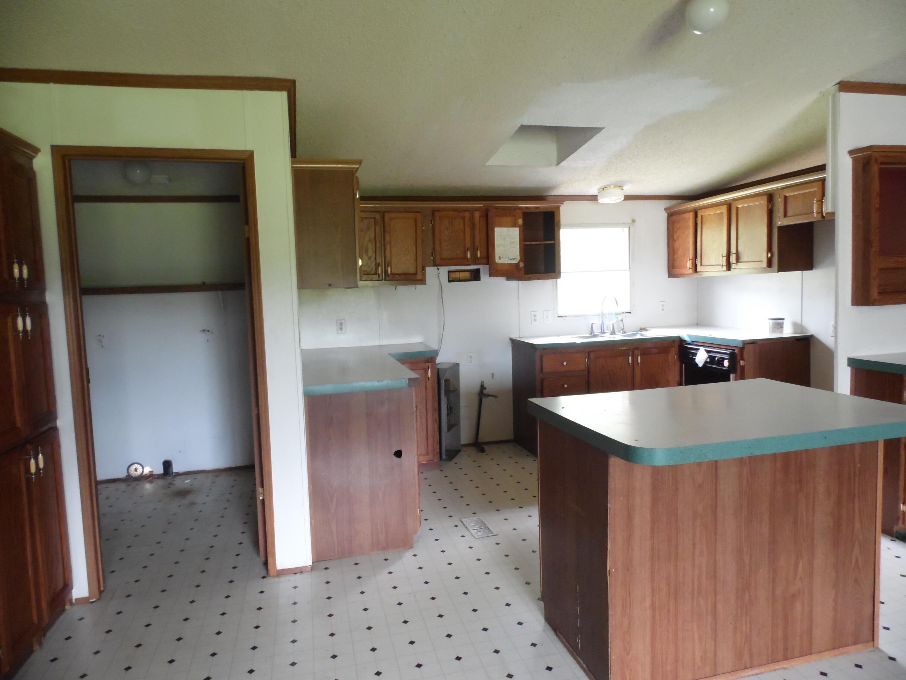2621 N Us Highway 421, Medaryville, IN 47957; Image #24