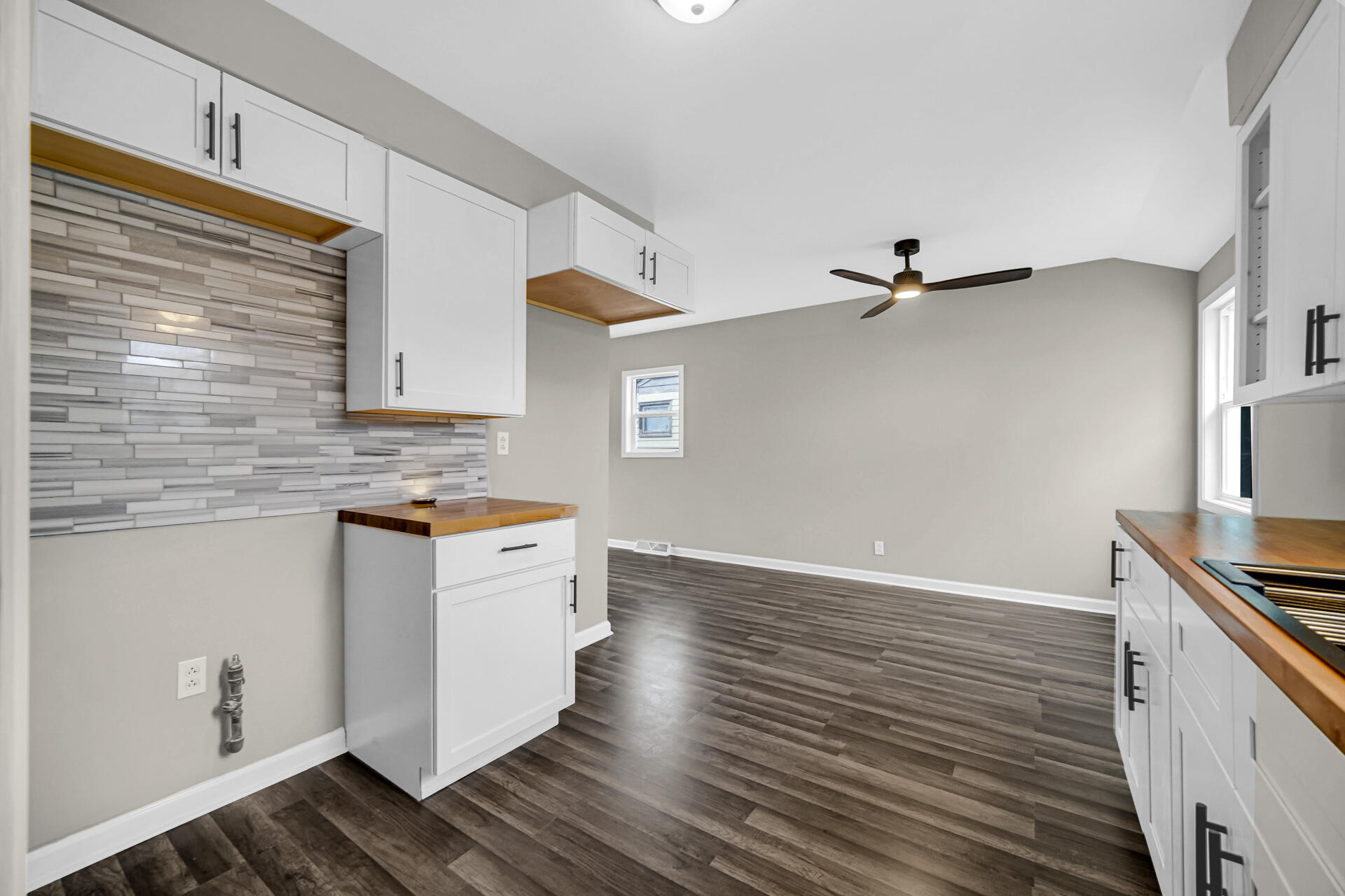 4310 E 12th Place, Gary, IN 46403; Image #11