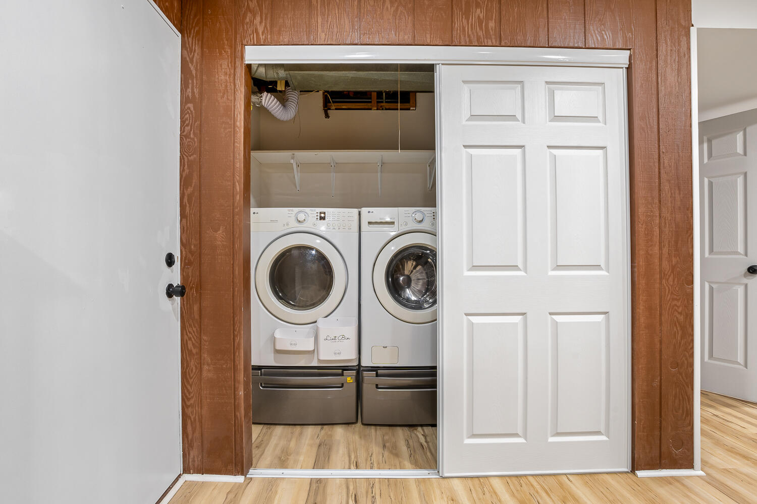 1949 Terri Lane, Schererville, IN 46375; Image #16