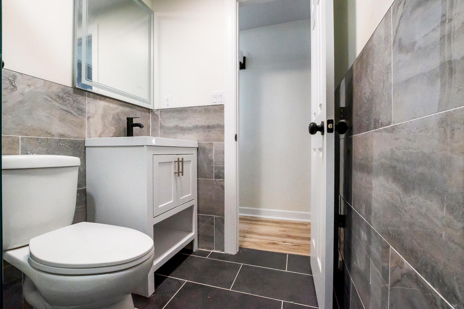 1949 Terri Lane, Schererville, IN 46375; Image #23
