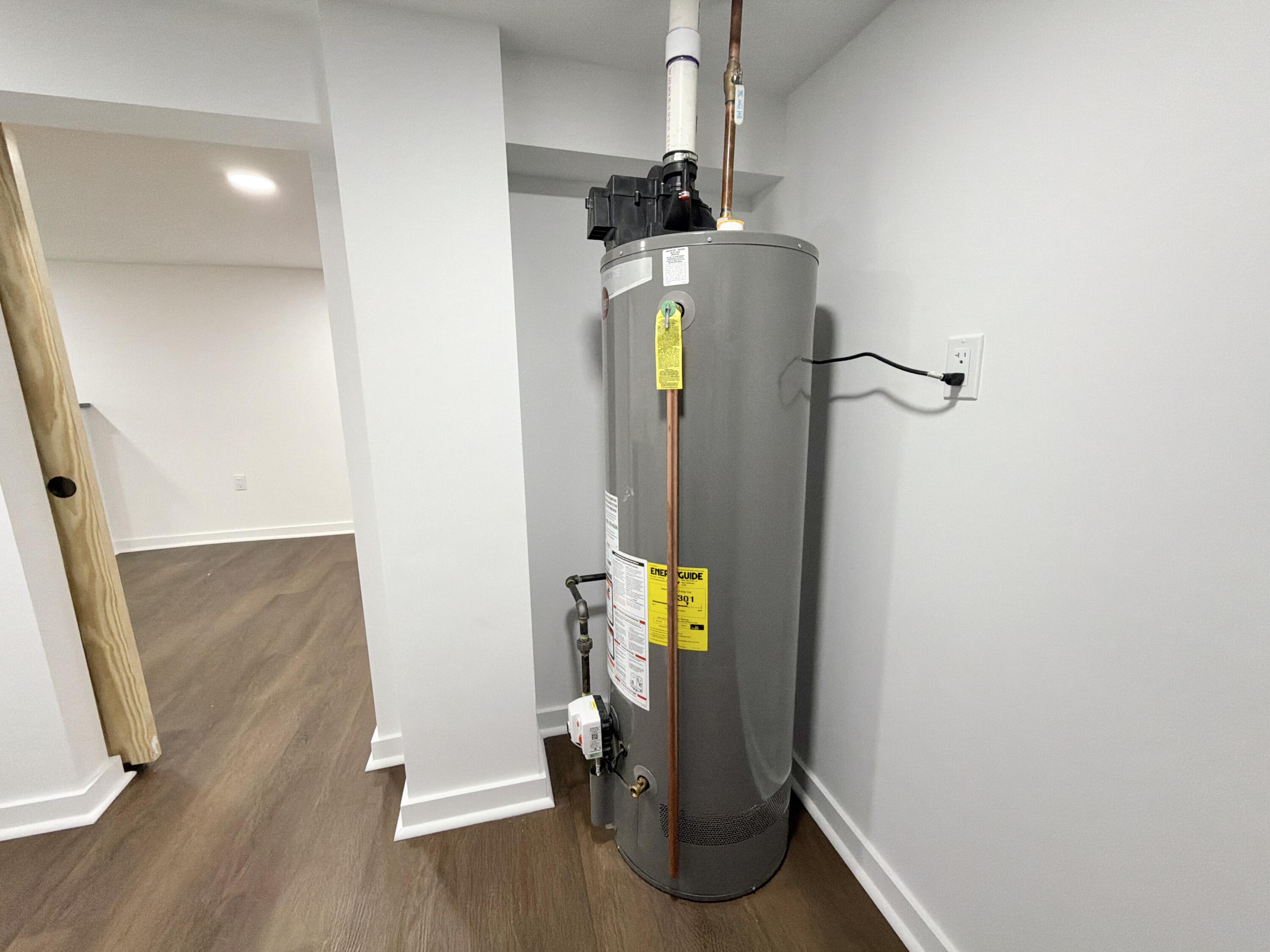 1631 Cleveland Avenue, Whiting, IN 46394; Image #42