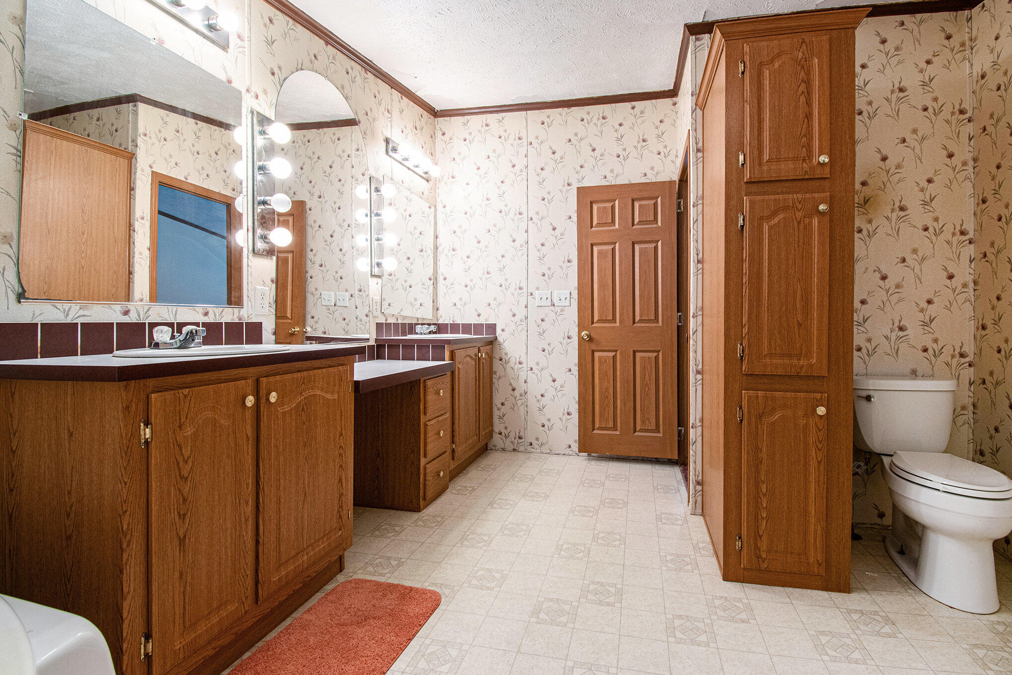574 E 1100 N, Westville, IN 46391; Image #14