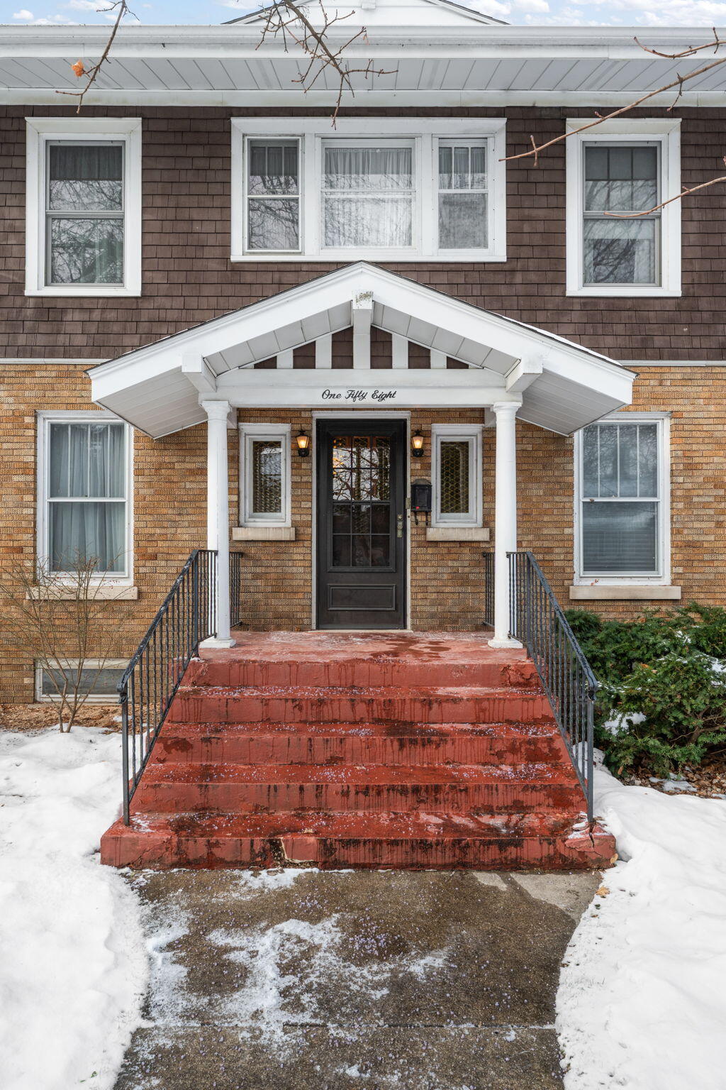 158 S Greenwich Street, Valparaiso, IN 46383; Image #2