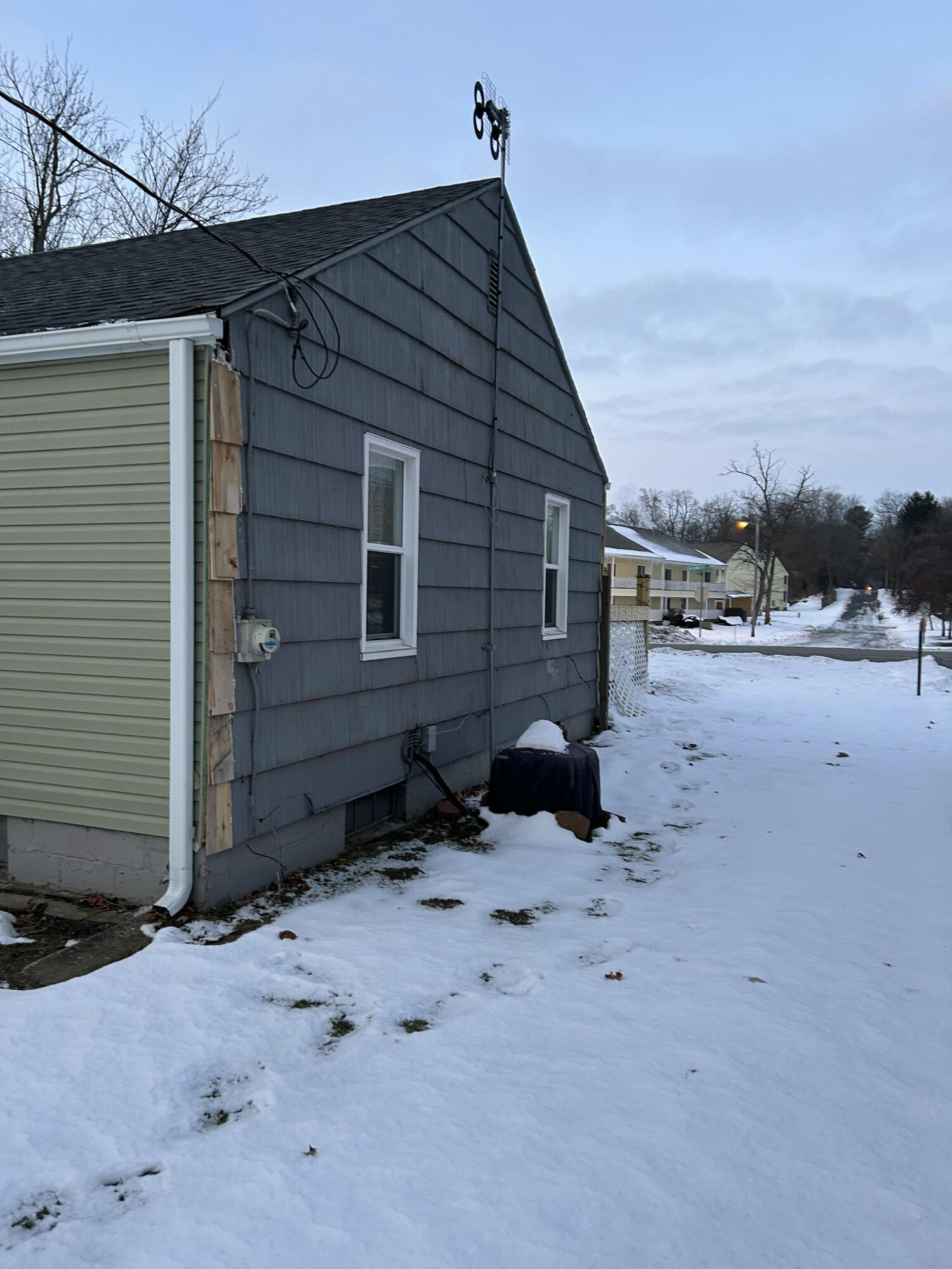 54252 N Ironwood Road, South Bend, IN 46635; Image #3