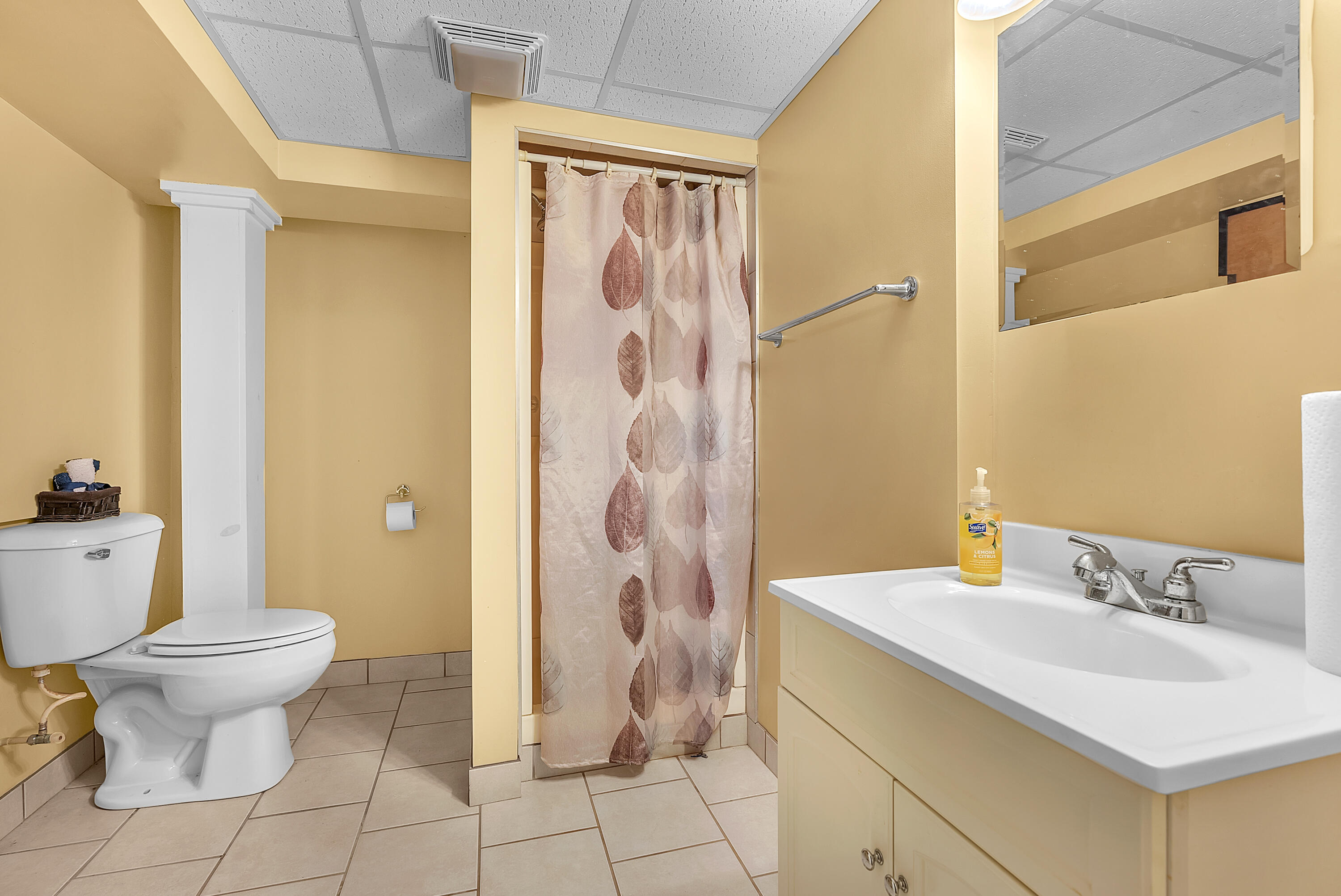 5550 Jefferson Place, Merrillville, IN 46410; Image #21