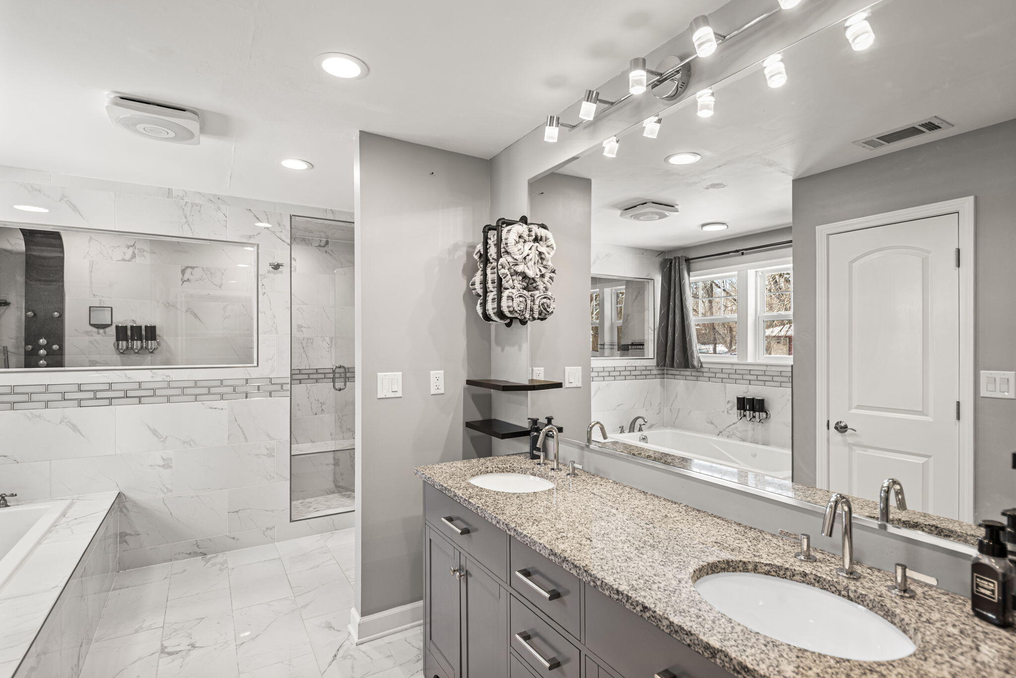 832 N Vanderburg Street, Gary, IN 46403; Image #22
