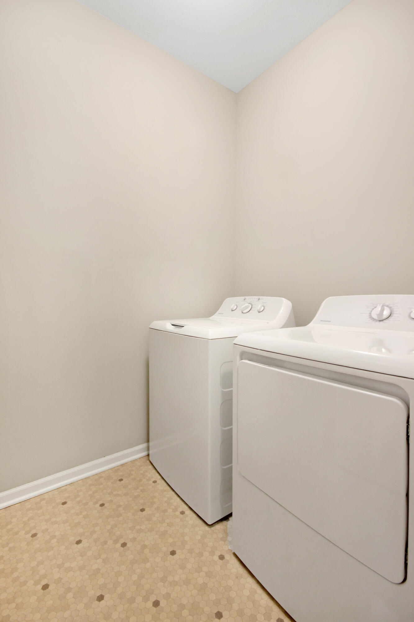2901 Hillard Street, Valparaiso, IN 46383; Image #32