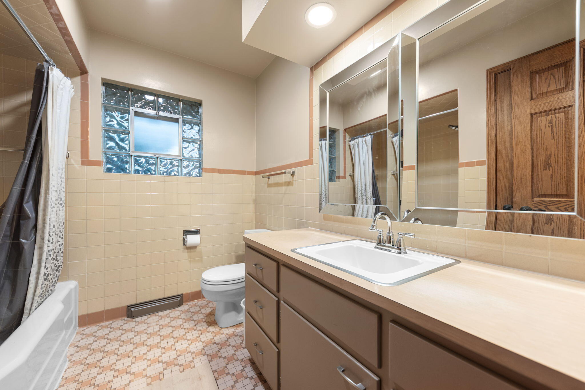 8423 Hohman Avenue, Munster, IN 46321; Image #14