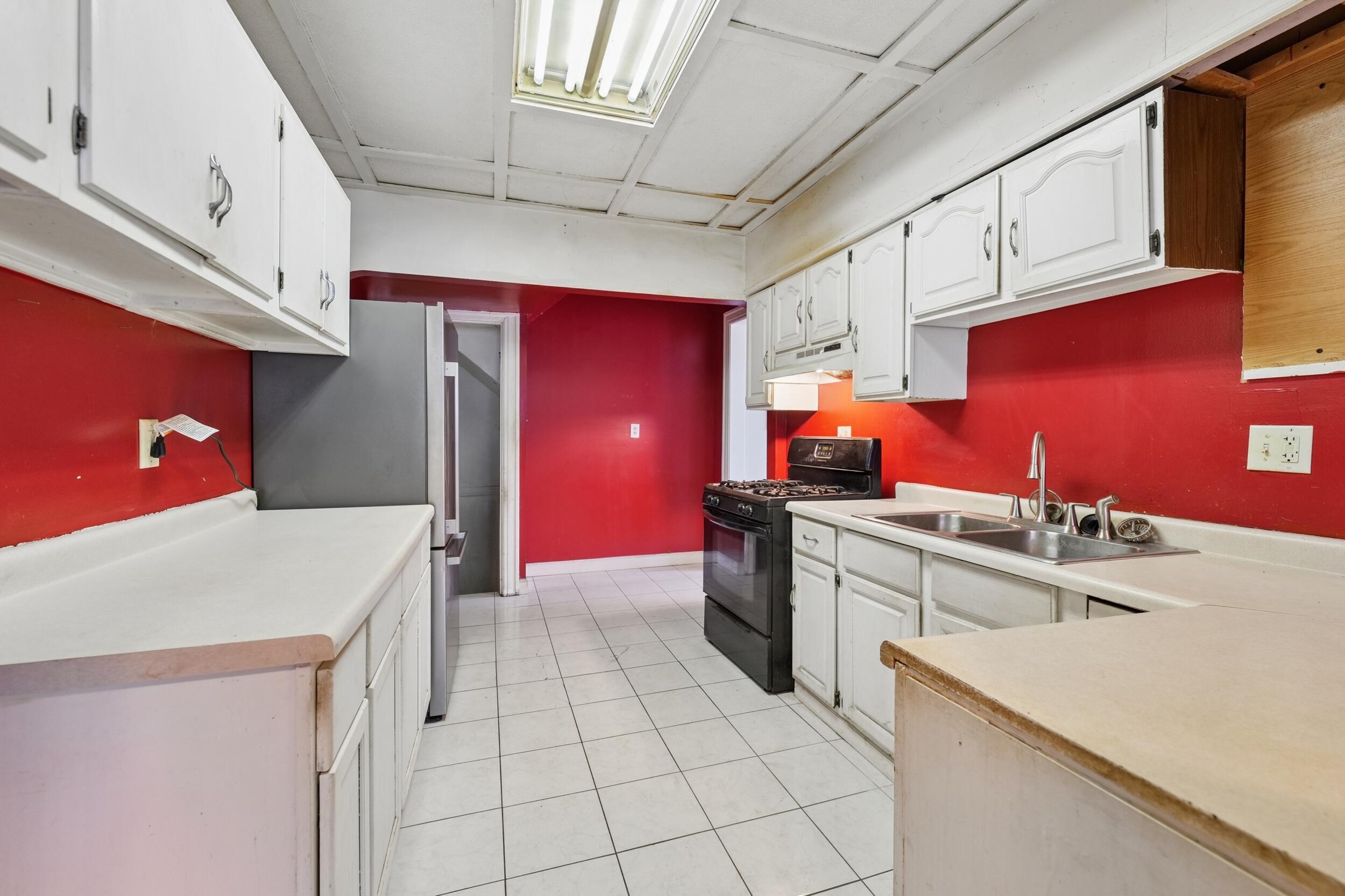568 Johnson Street, Gary, IN 46402; Image #7