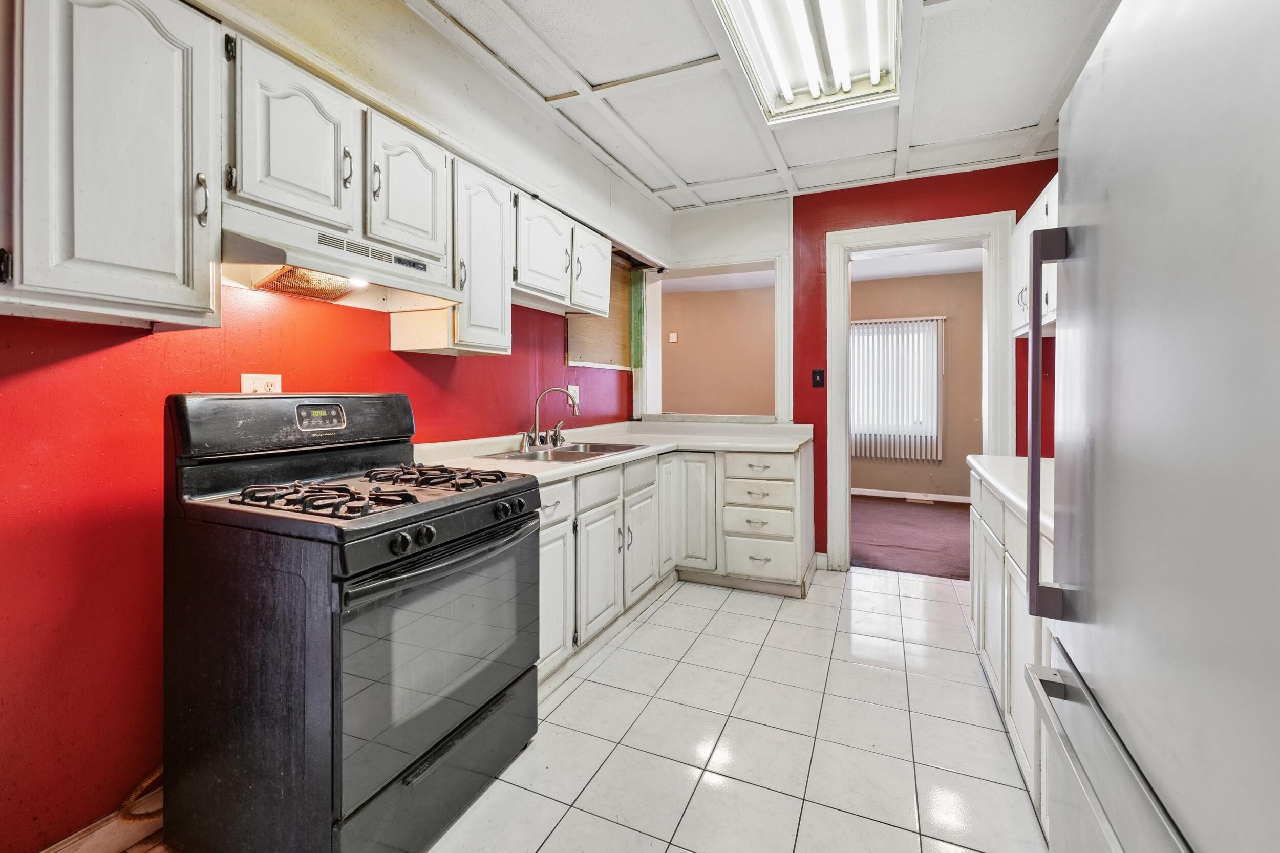 568 Johnson Street, Gary, IN 46402; Image #9
